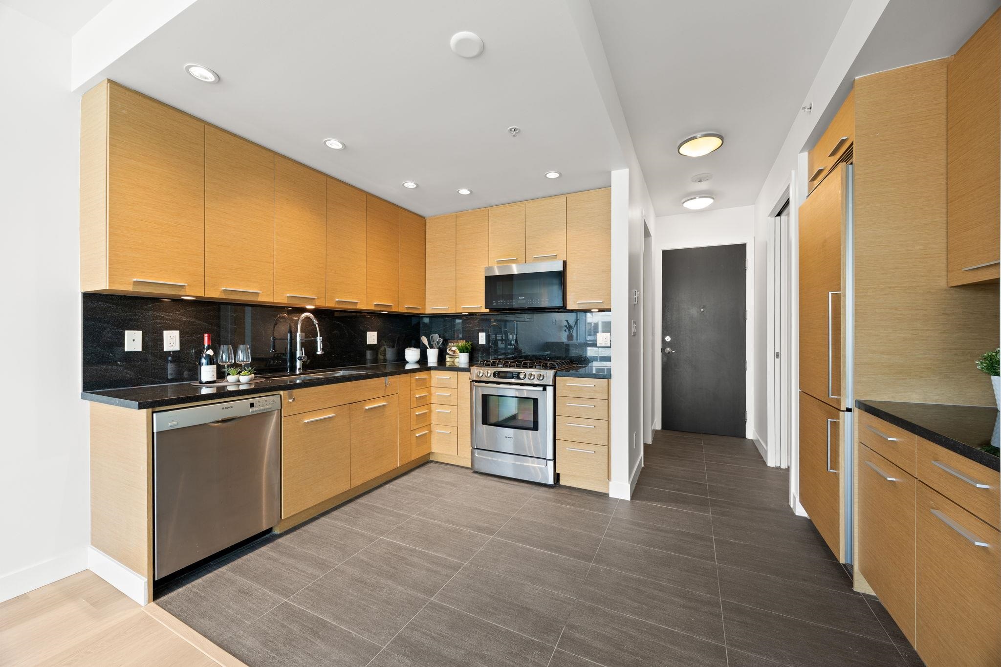308 2528 Maple Street - MLS&reg; # R3136612
