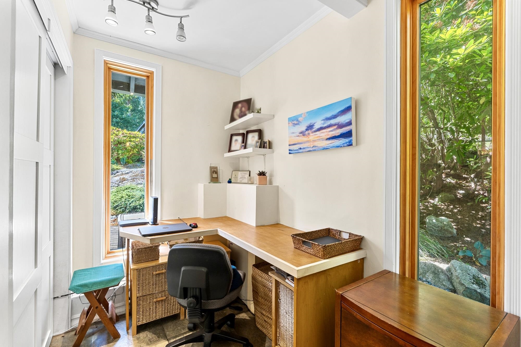  445 Oxley Street - MLS&reg; # R3136902