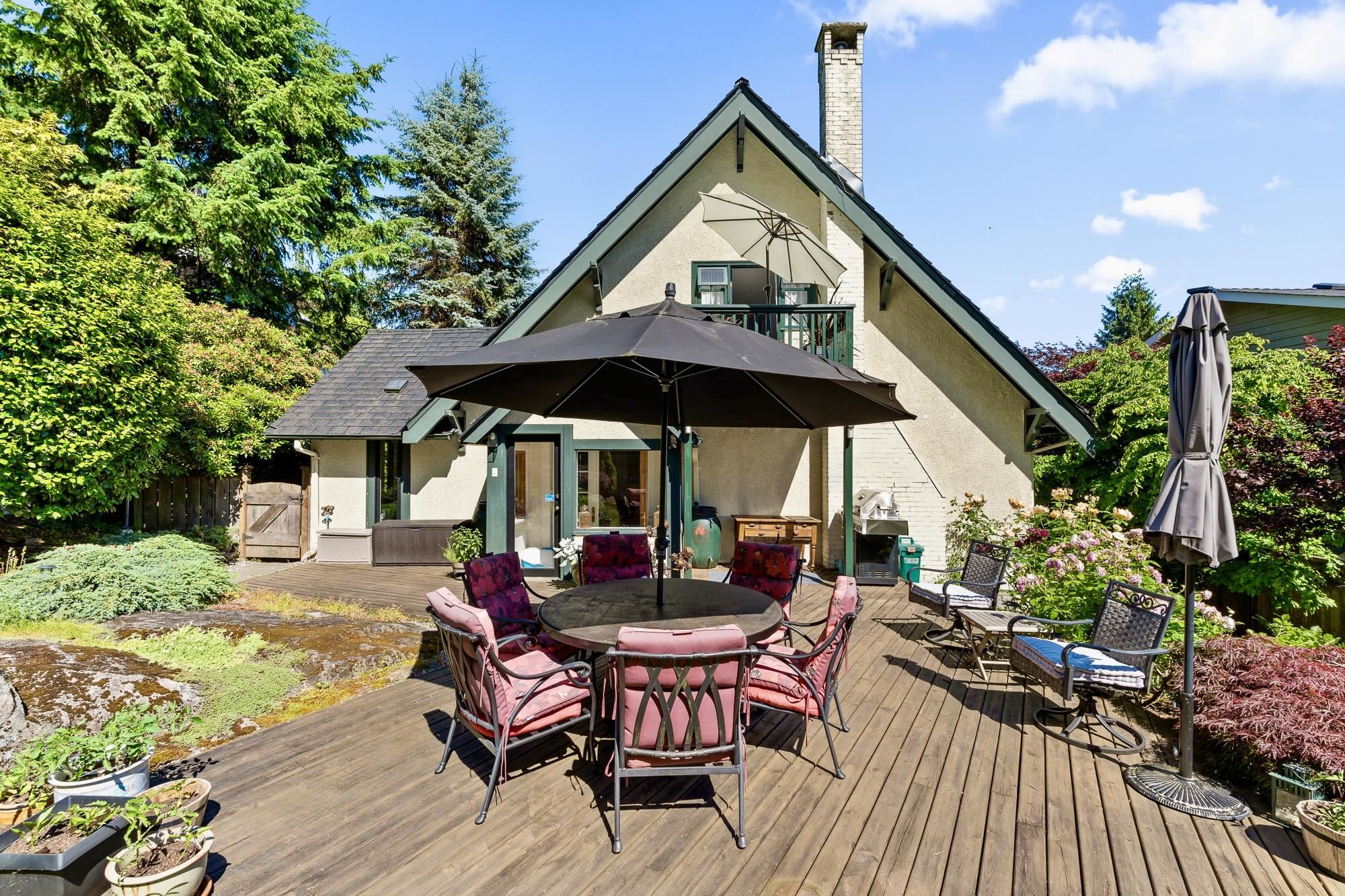  445 Oxley Street - MLS&reg; # R3136902
