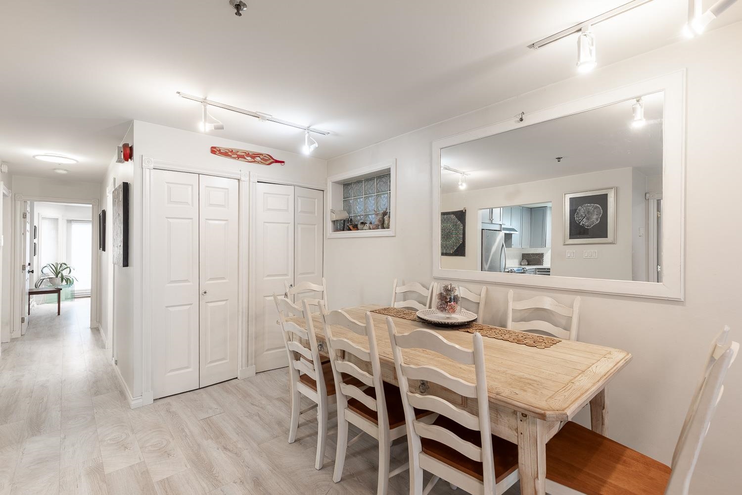 1 451 Pender Street - MLS&reg; # R3137028