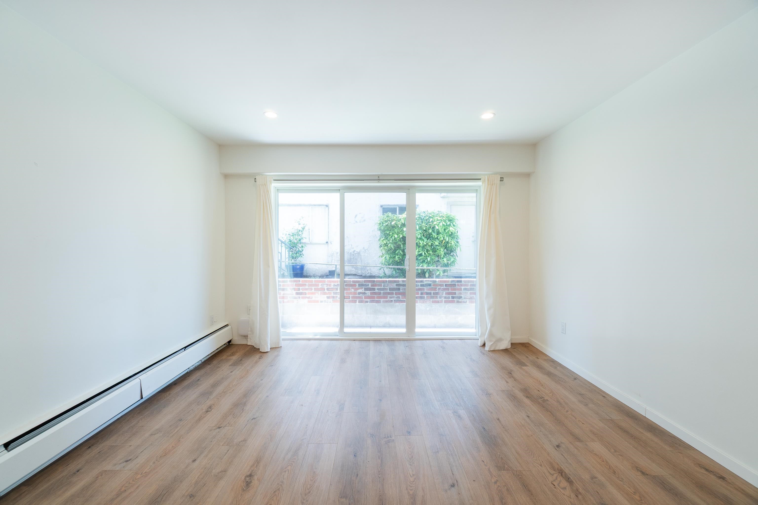 206 2025 2nd Avenue - MLS&reg; # R3137645