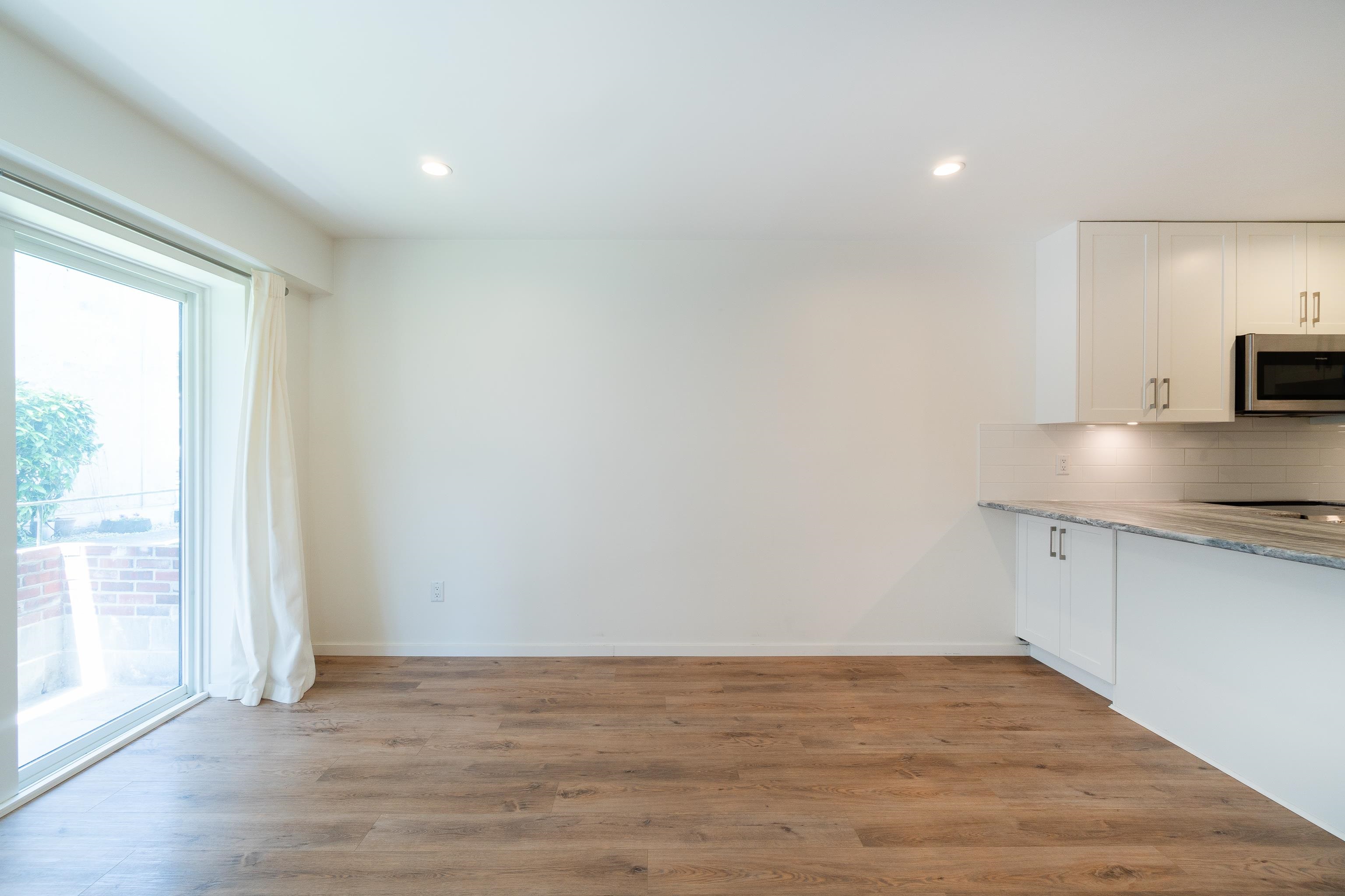 206 2025 2nd Avenue - MLS&reg; # R3137645