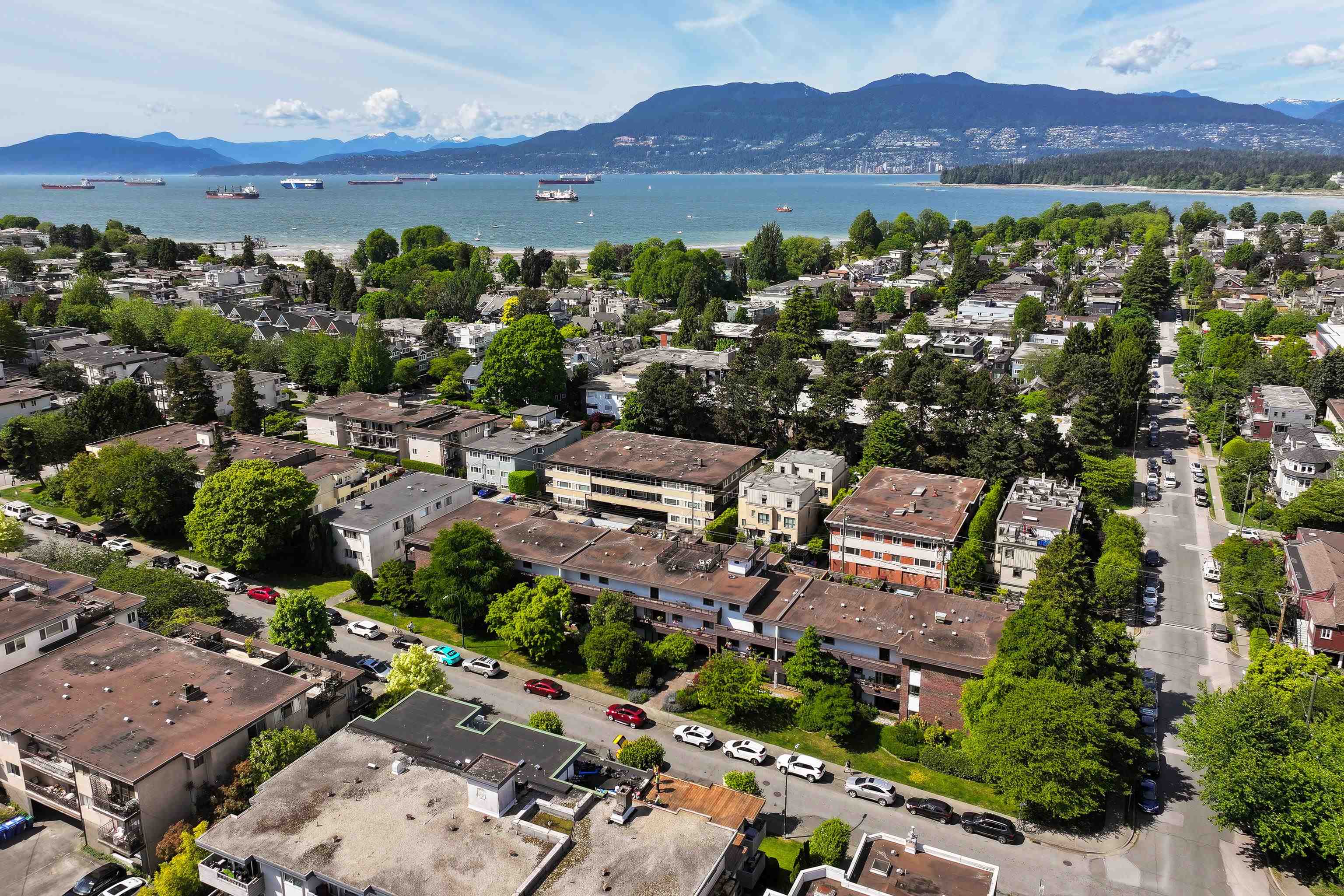 206 2025 2nd Avenue - MLS&reg; # R3137645