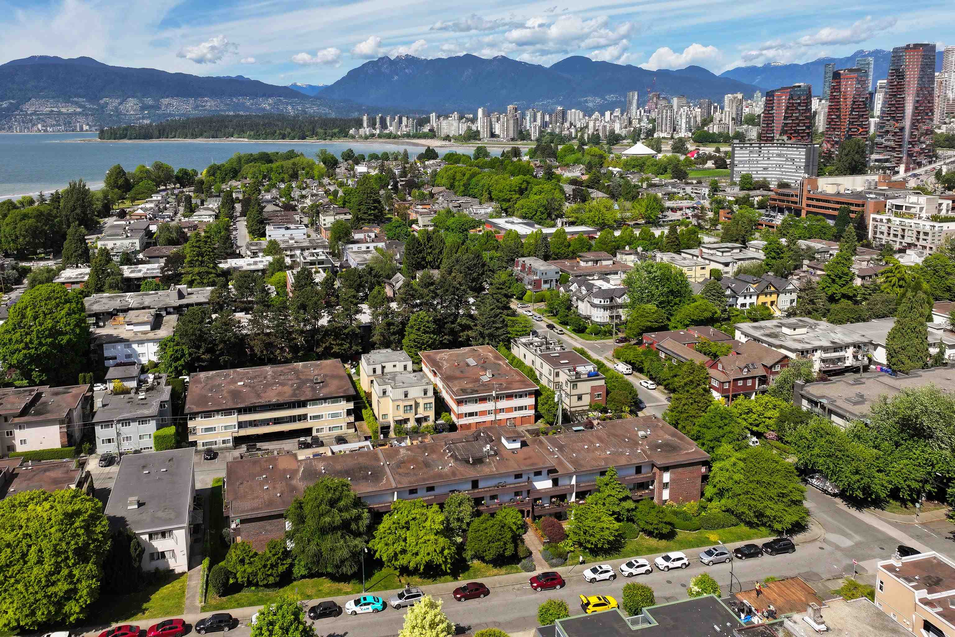 206 2025 2nd Avenue - MLS&reg; # R3137645
