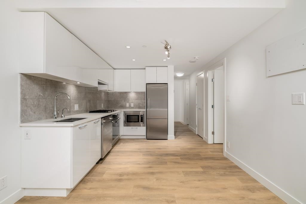 301 8538 River District Crossing - MLS&reg; # R3138134