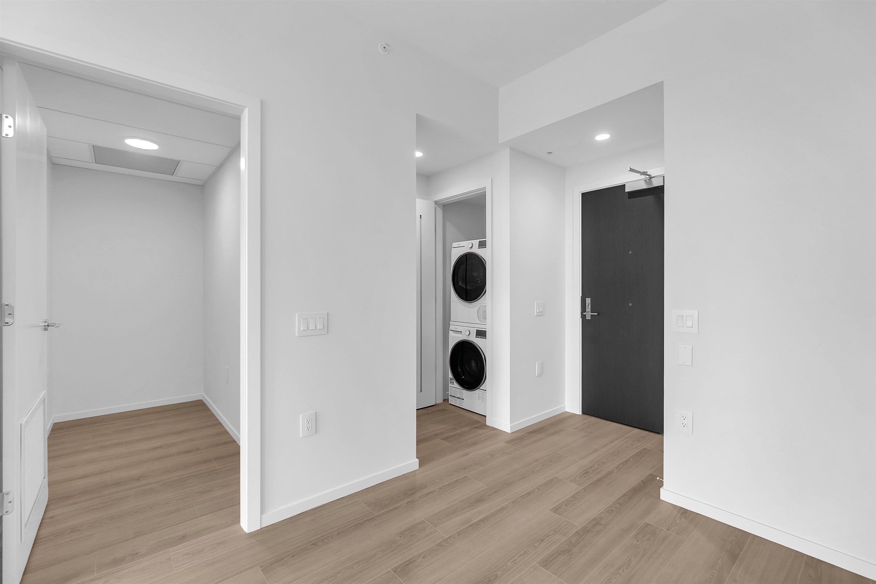 4XX 2729 Kingsway  - MLS&reg; # R3138149