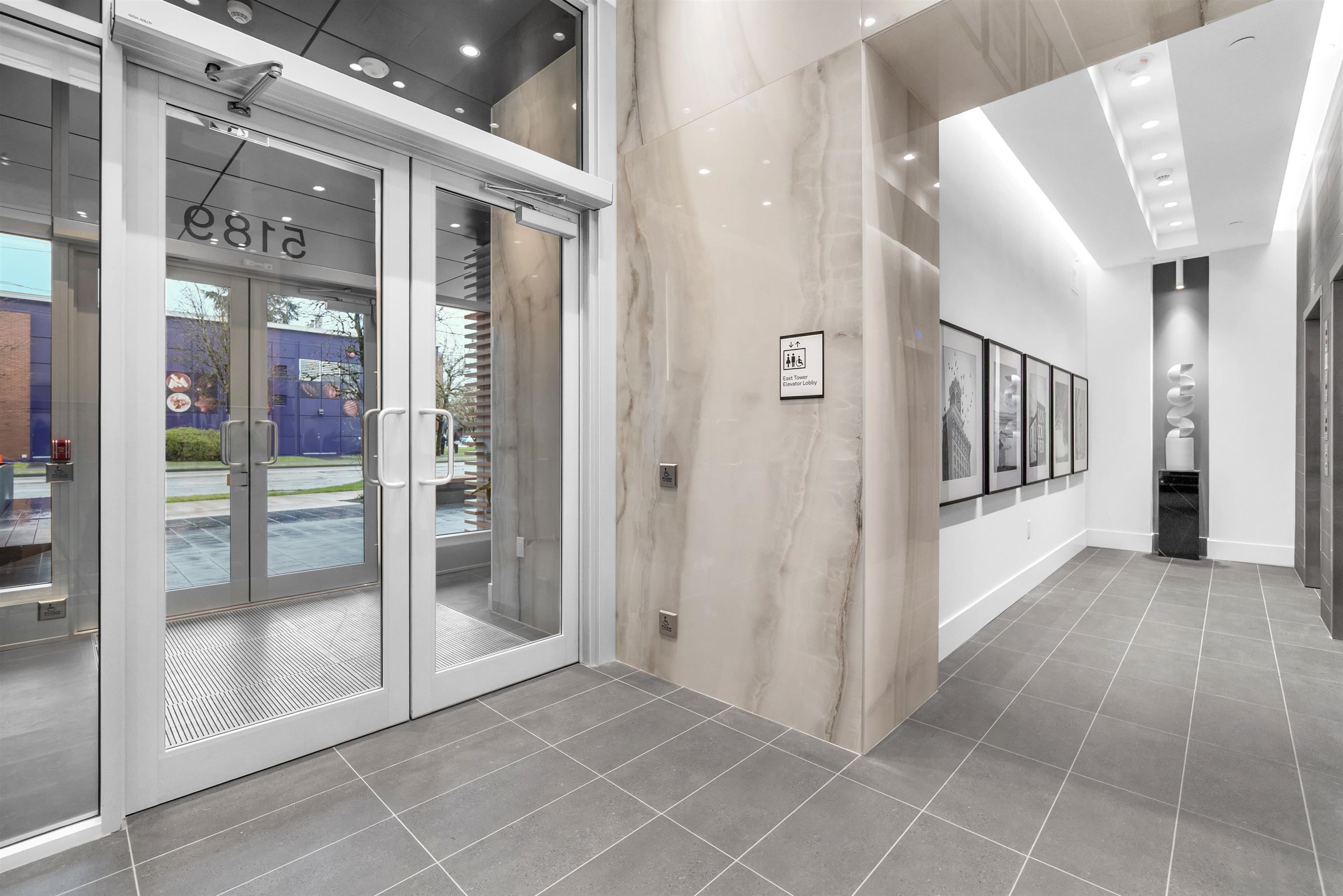 4XX 2729 Kingsway  - MLS&reg; # R3138149