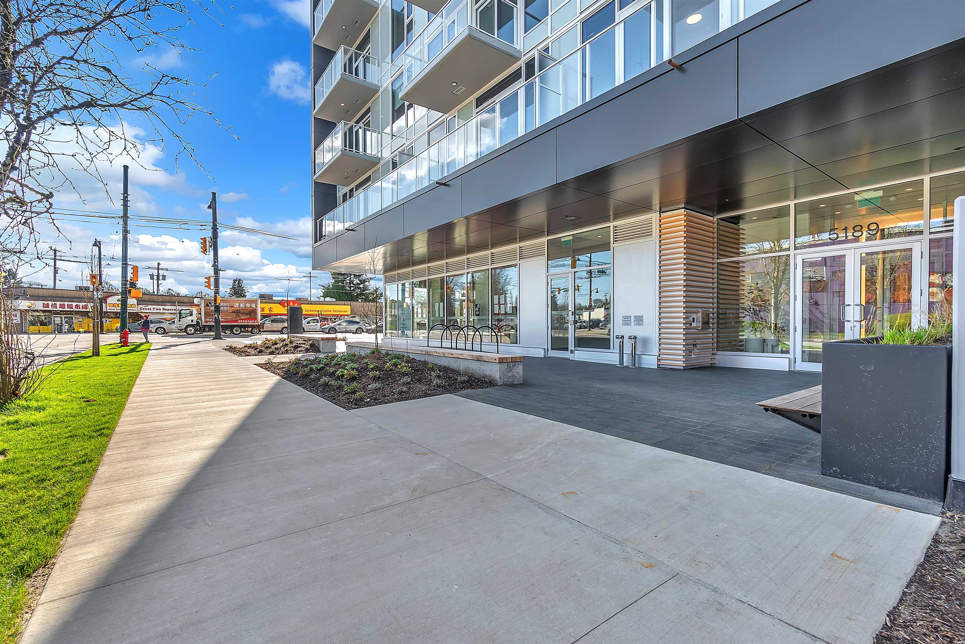 4XX 2729 Kingsway  - MLS&reg; # R3138149