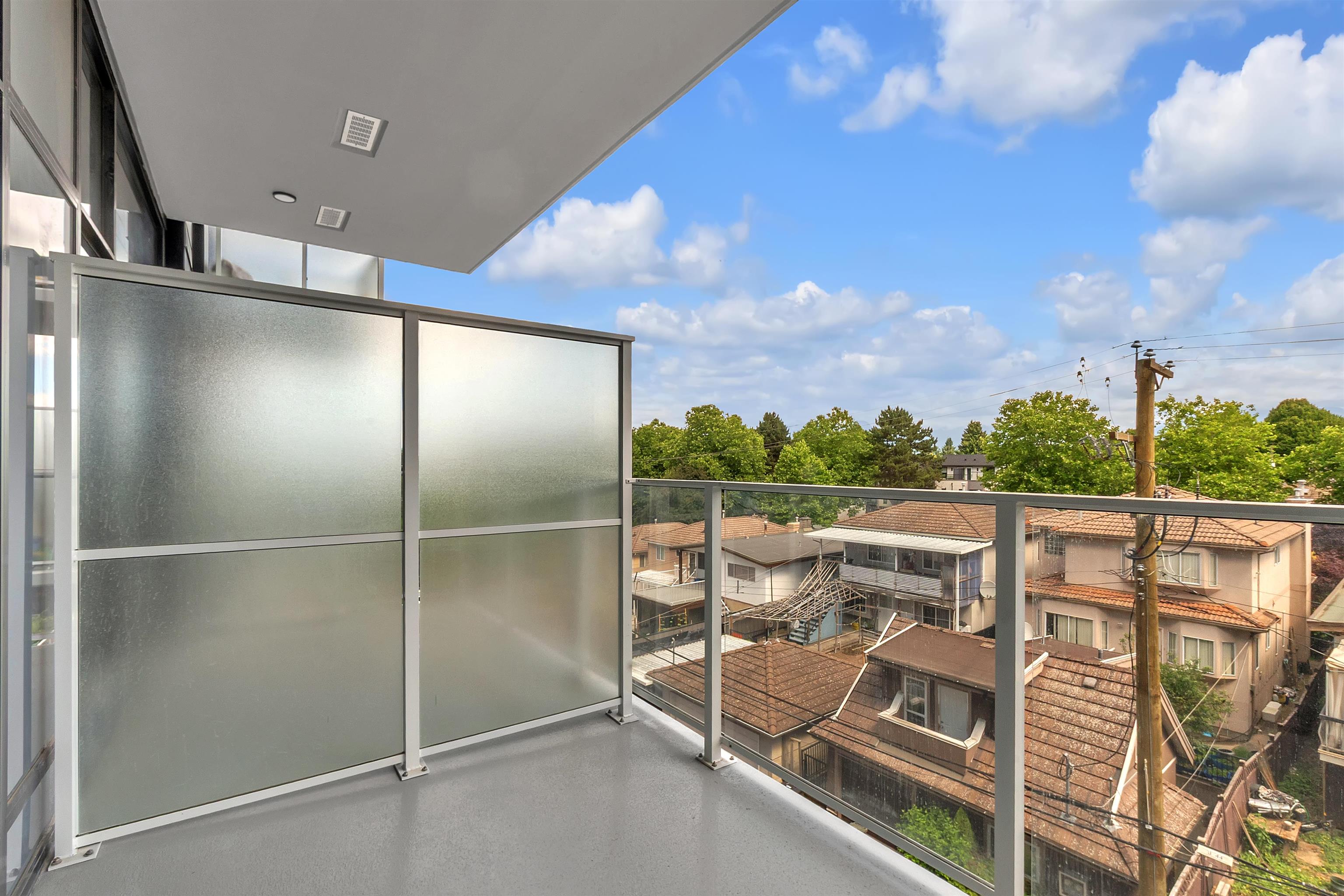 4XX 2729 Kingsway  - MLS&reg; # R3138149