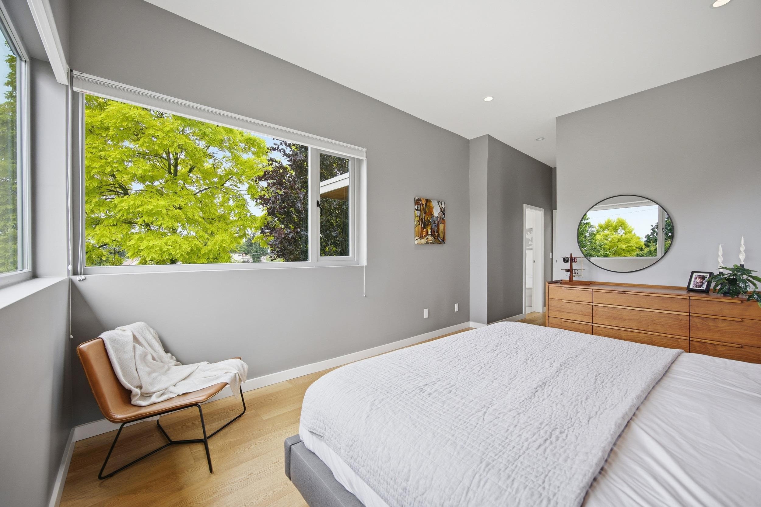  364 15th Street - MLS&reg; # R3138388