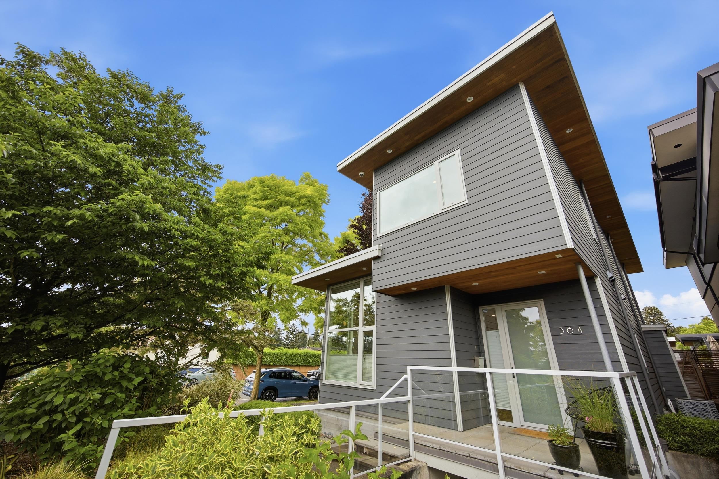  364 15th Street - MLS&reg; # R3138388