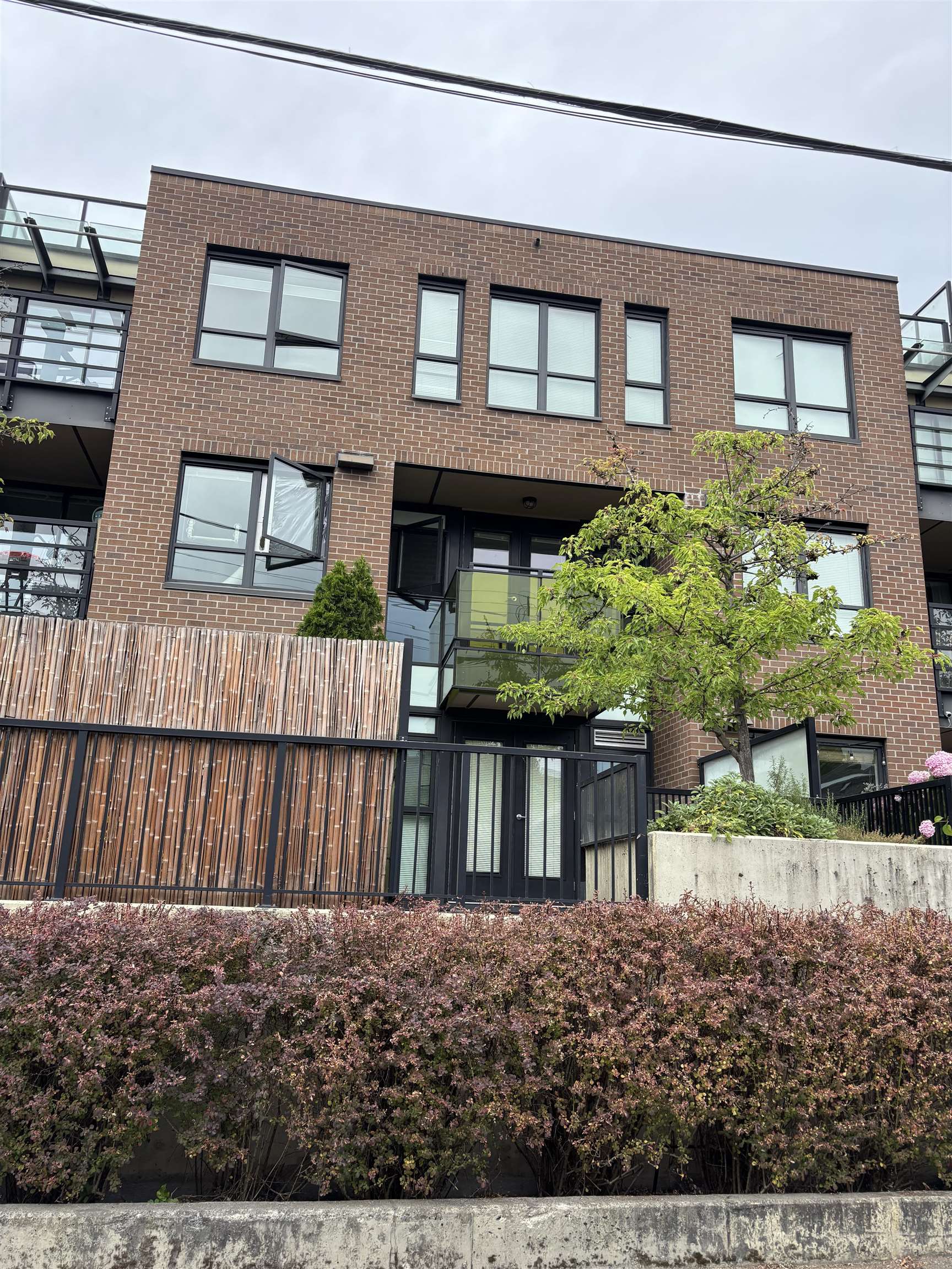 211 2150 Hastings Street - MLS&reg; # R3138743
