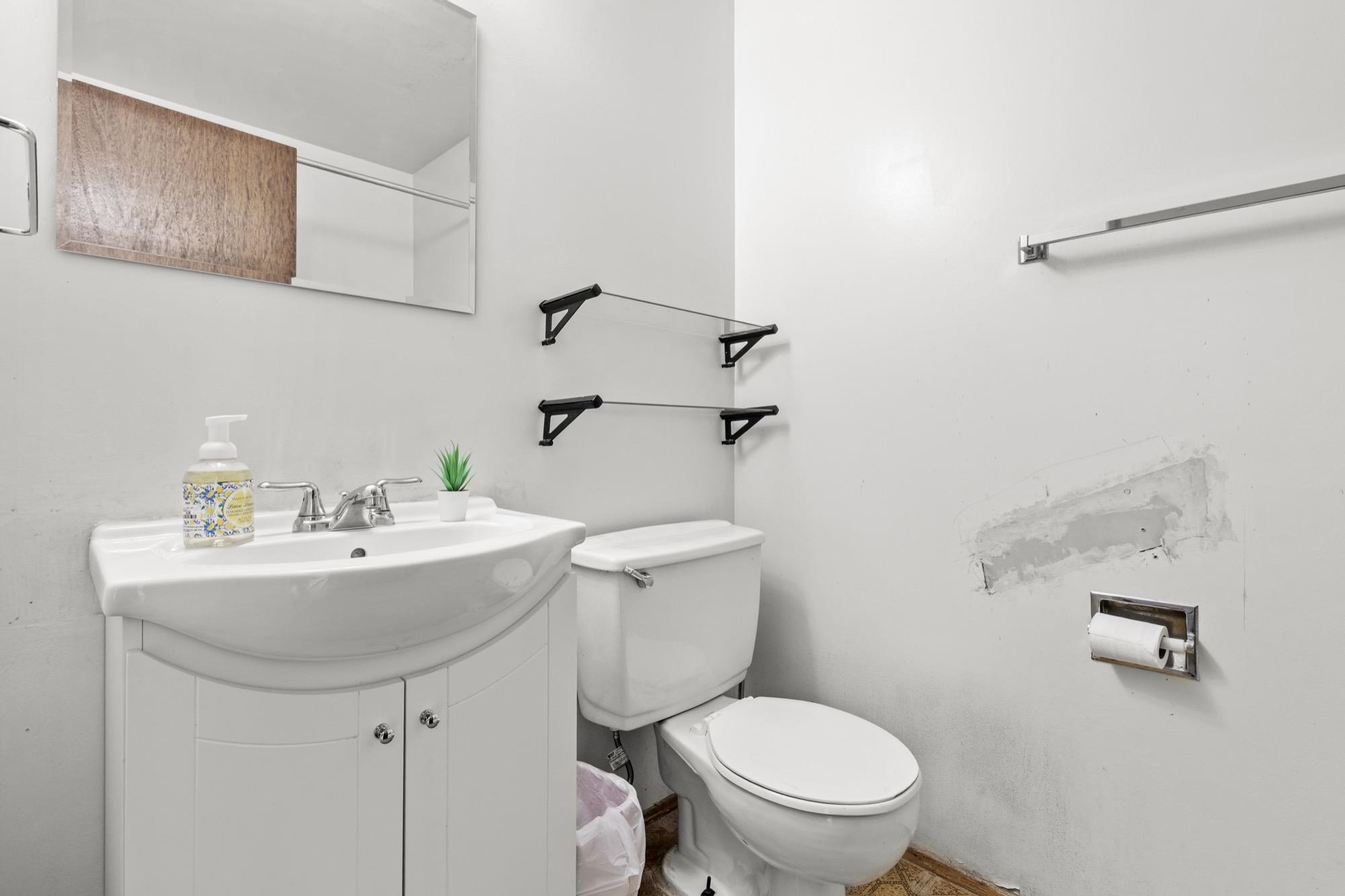 122 3461 49th Avenue - MLS&reg; # R3138765