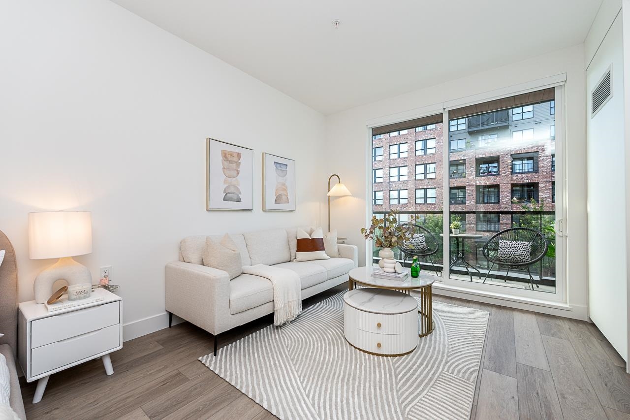 203 422 Lakewood Drive - MLS&reg; # R3138800
