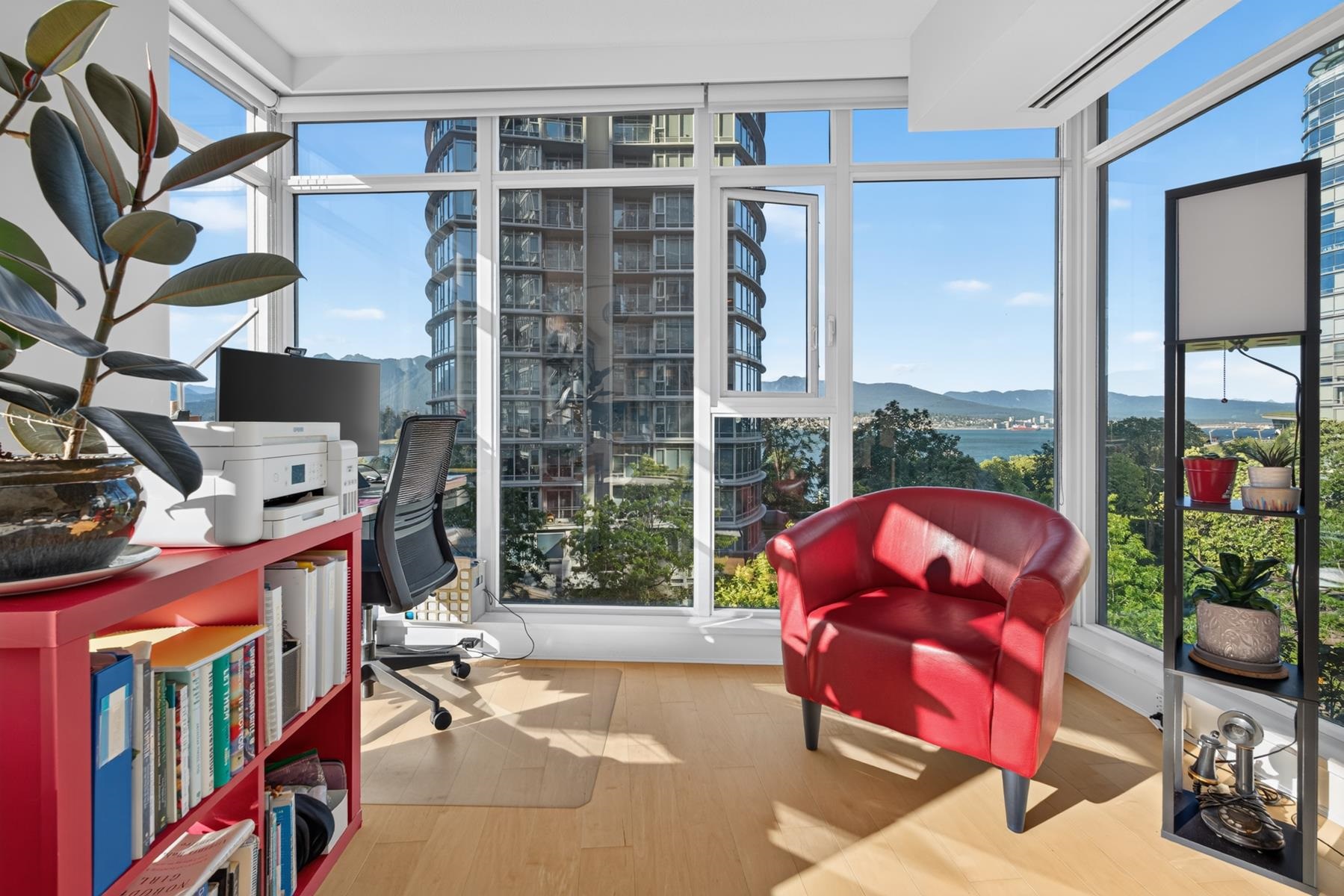702 1205 Hastings Street - MLS&reg; # R3138826