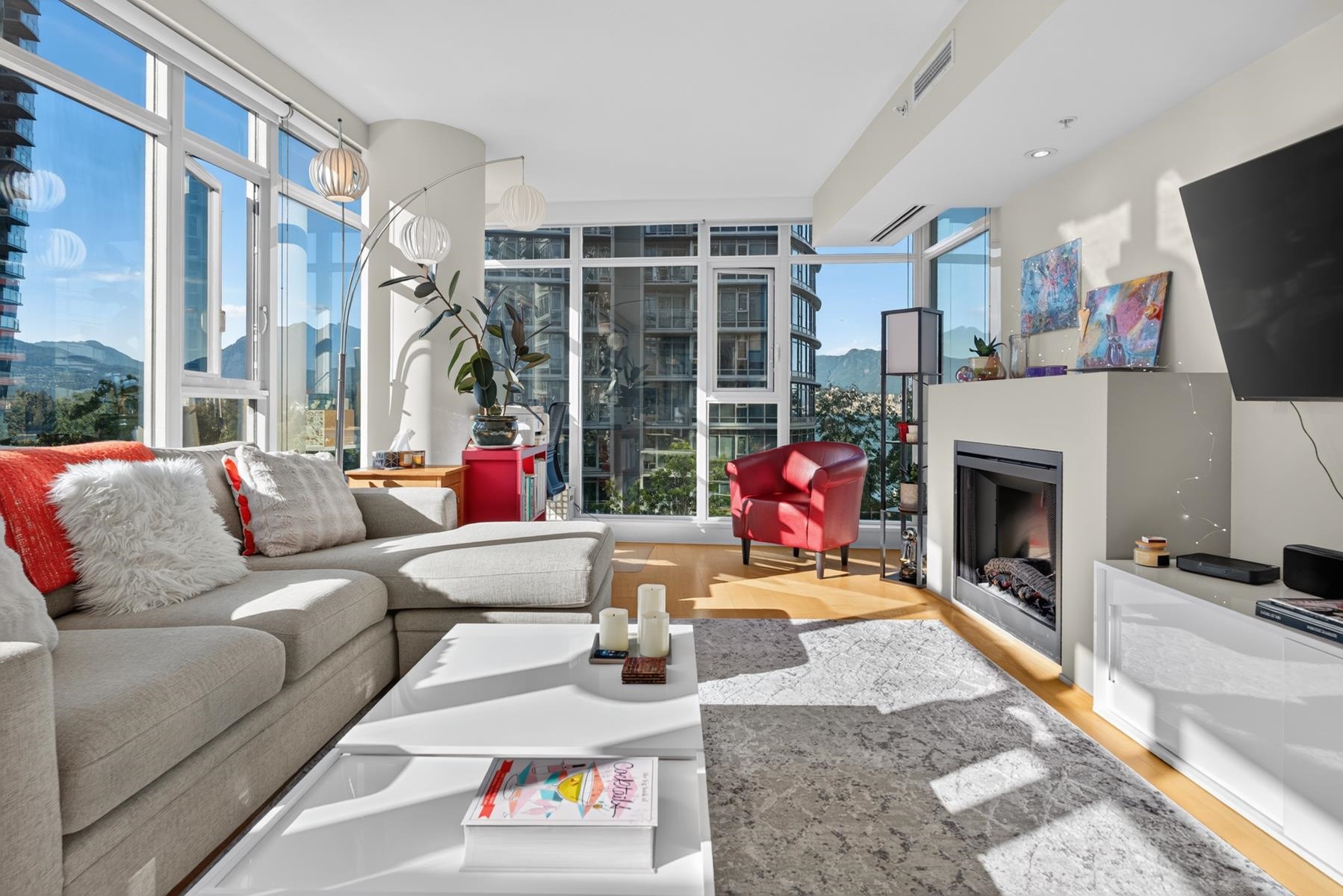 702 1205 Hastings Street - MLS&reg; # R3138826