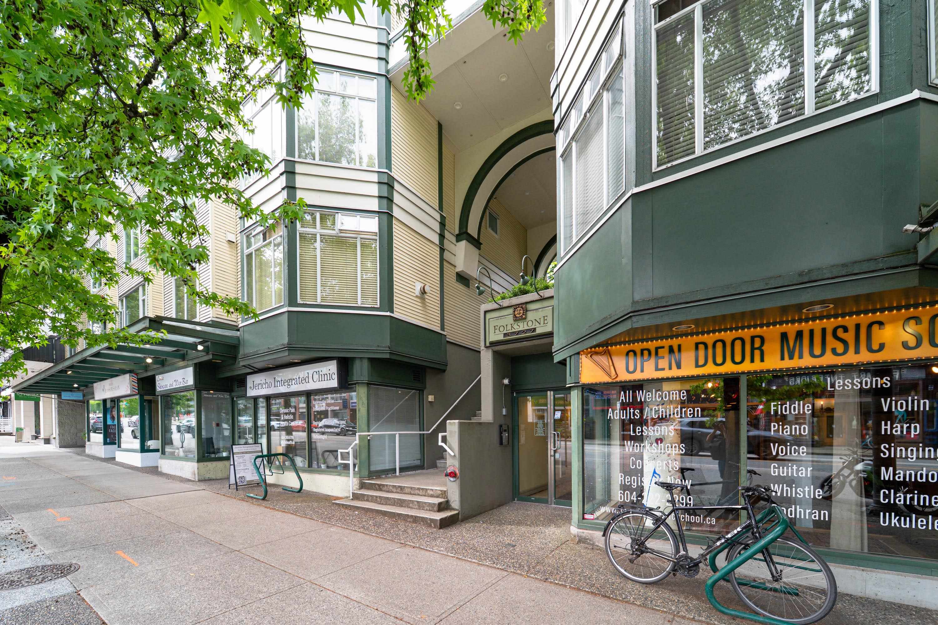 202 3727 10th Avenue - MLS&reg; # R3138922