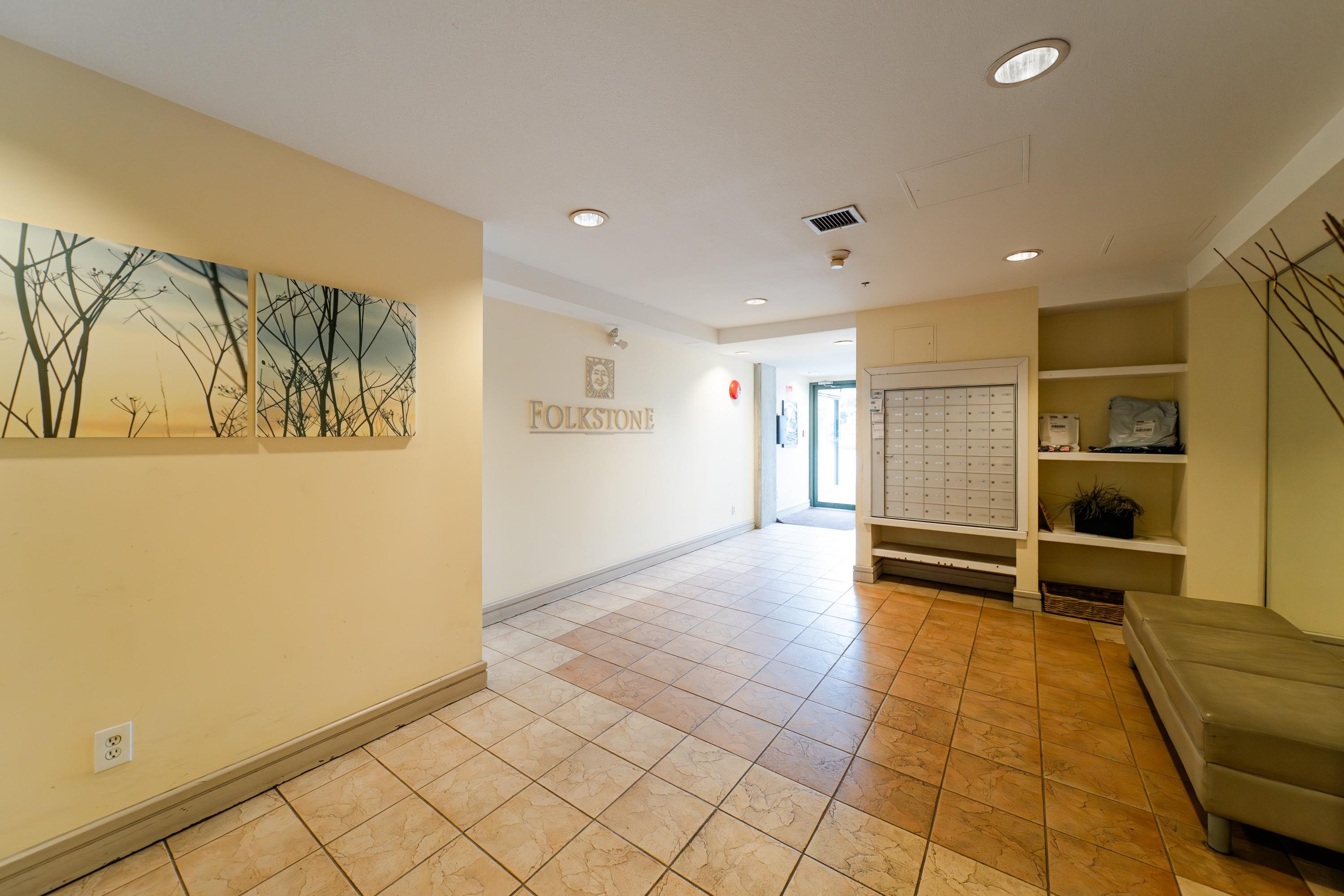202 3727 10th Avenue - MLS&reg; # R3138922