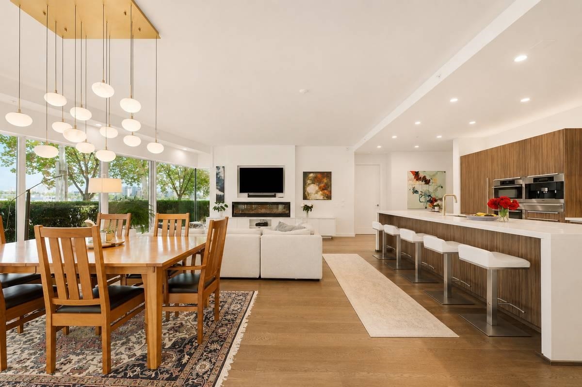 101 151 Athletes Way - MLS&reg; # R3138967