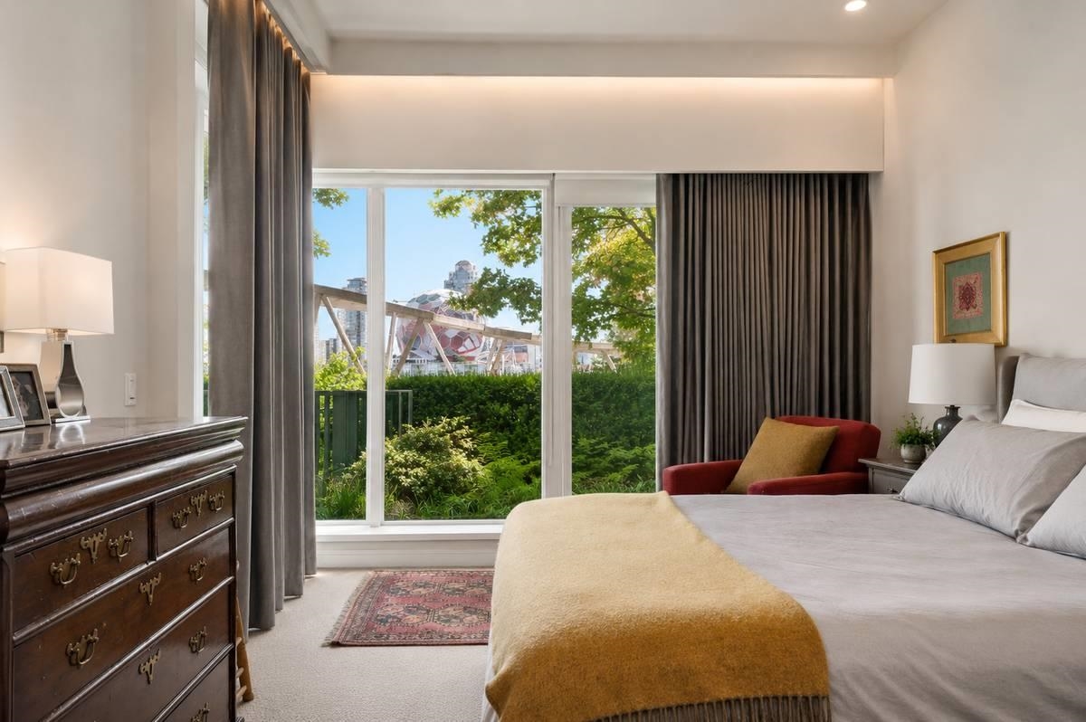 101 151 Athletes Way - MLS&reg; # R3138967