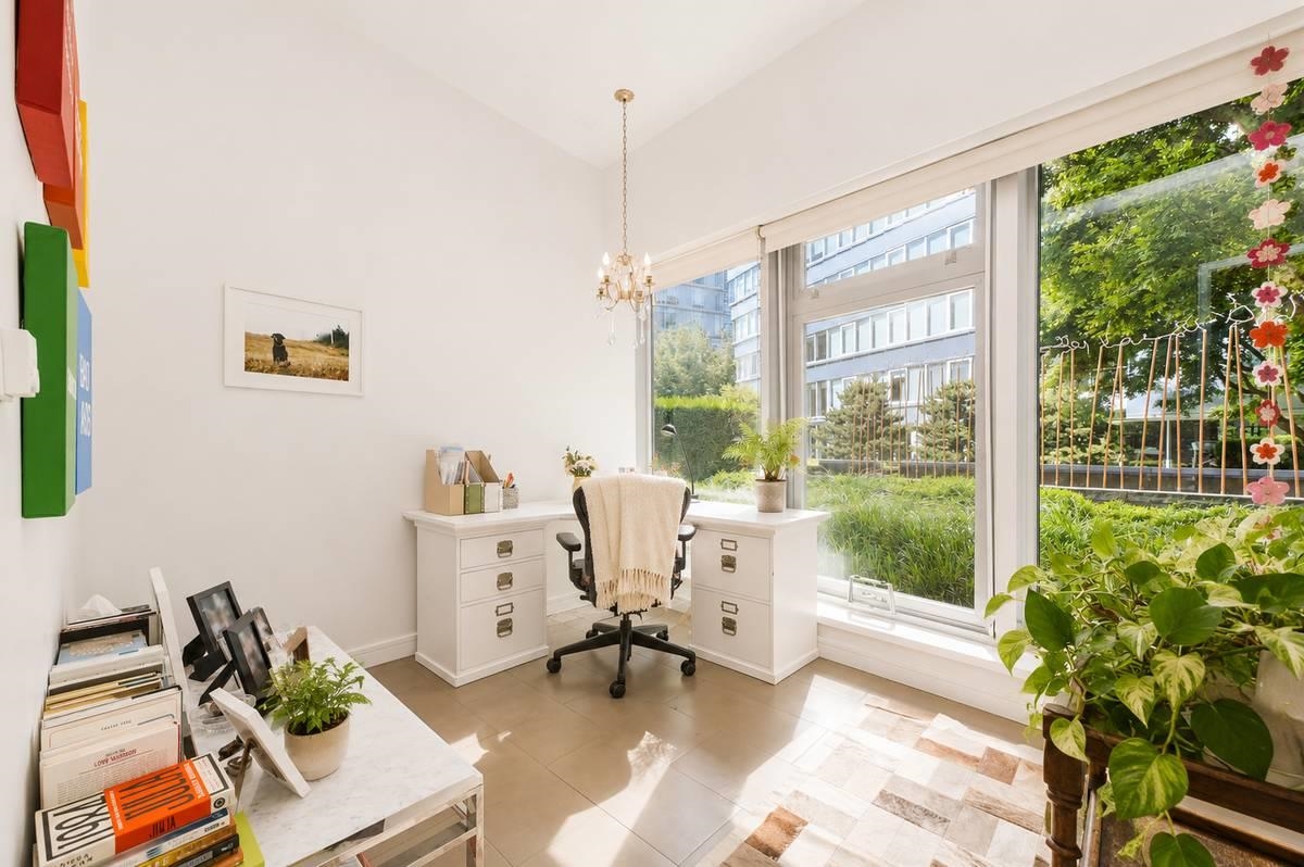 101 151 Athletes Way - MLS&reg; # R3138967