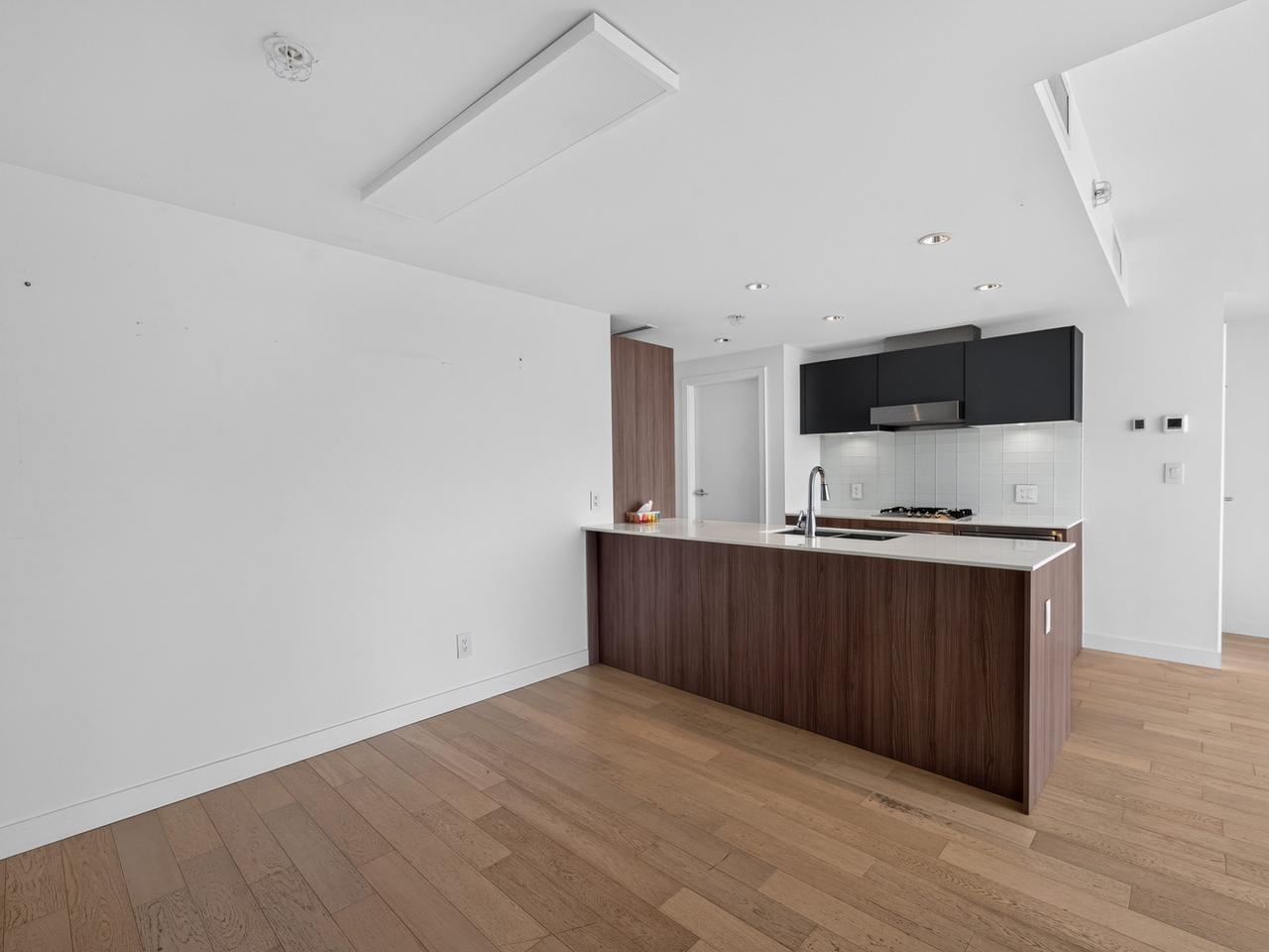 906 2221 30th Avenue - MLS&reg; # R3138995