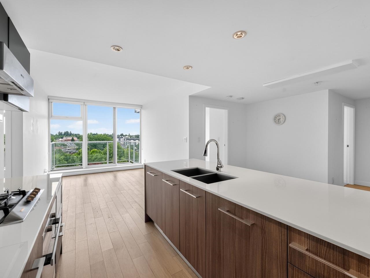 906 2221 30th Avenue - MLS&reg; # R3138995