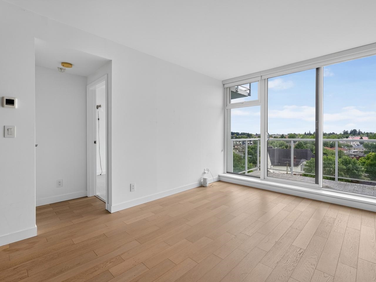 906 2221 30th Avenue - MLS&reg; # R3138995