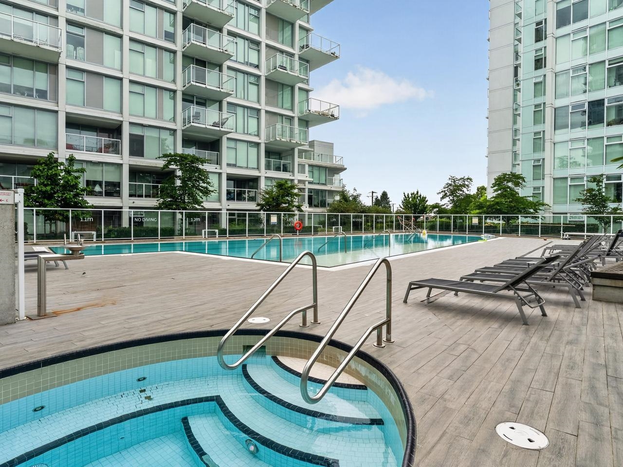 906 2221 30th Avenue - MLS&reg; # R3138995