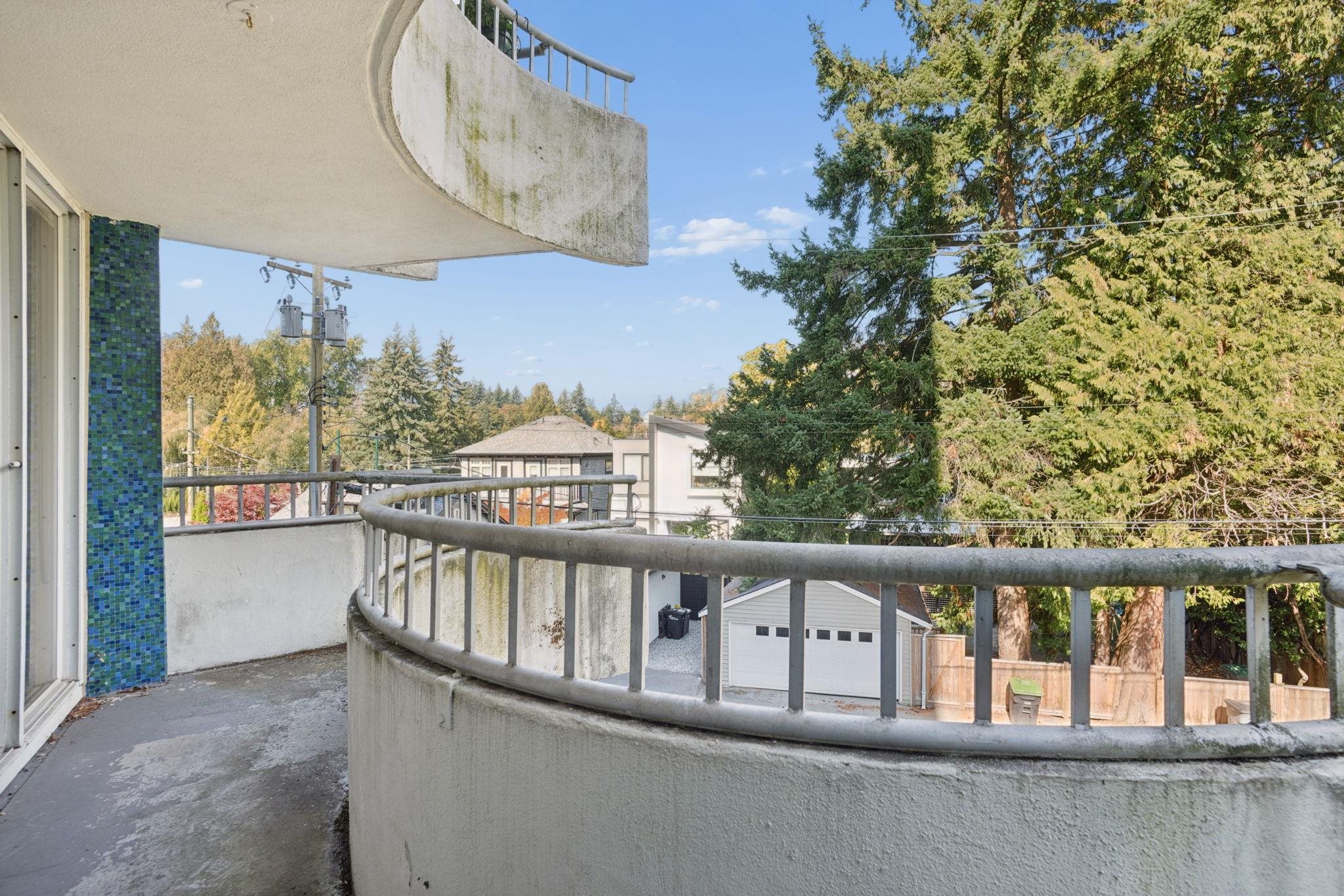 201 4691 10th Avenue - MLS&reg; # R3139343
