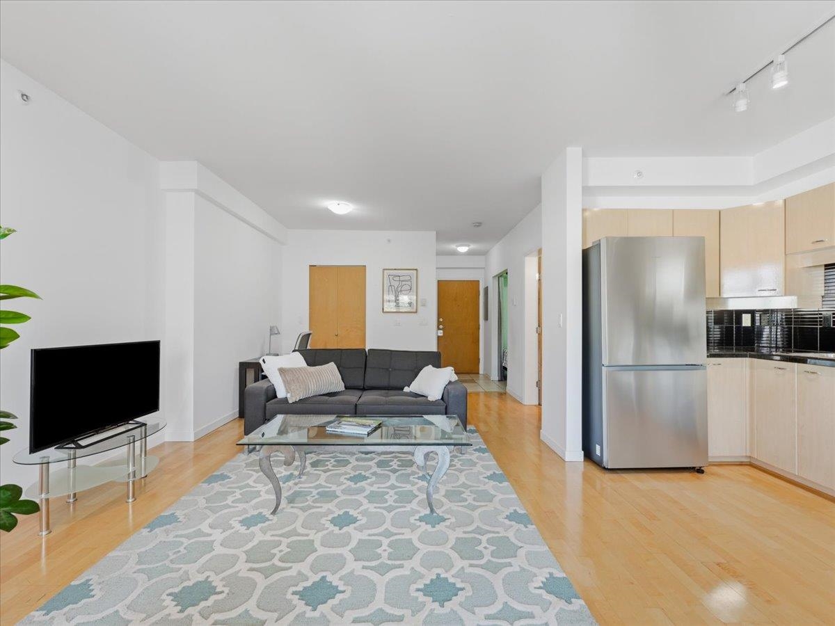 503 2228 Marstrand Avenue - MLS&reg; # R3139472
