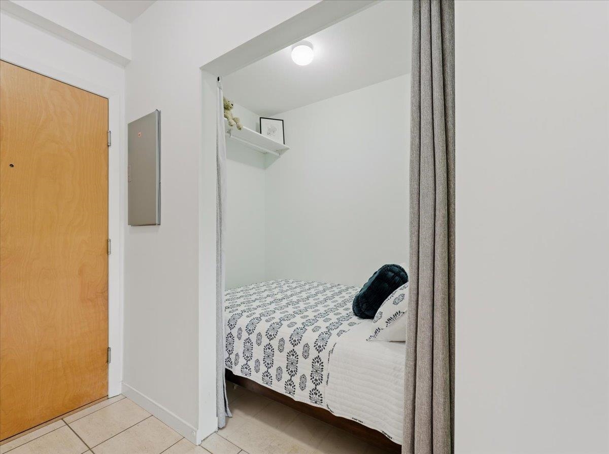 503 2228 Marstrand Avenue - MLS&reg; # R3139472