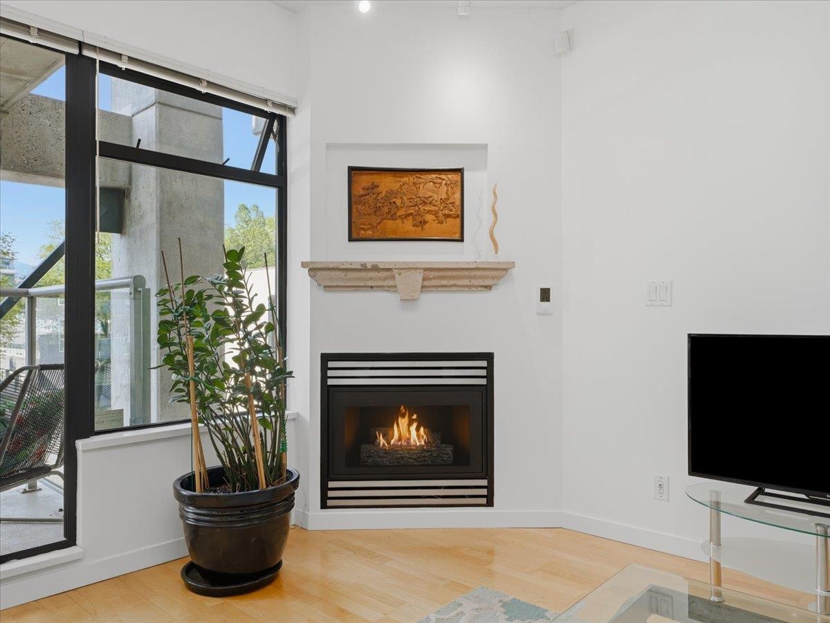 503 2228 Marstrand Avenue - MLS&reg; # R3139472