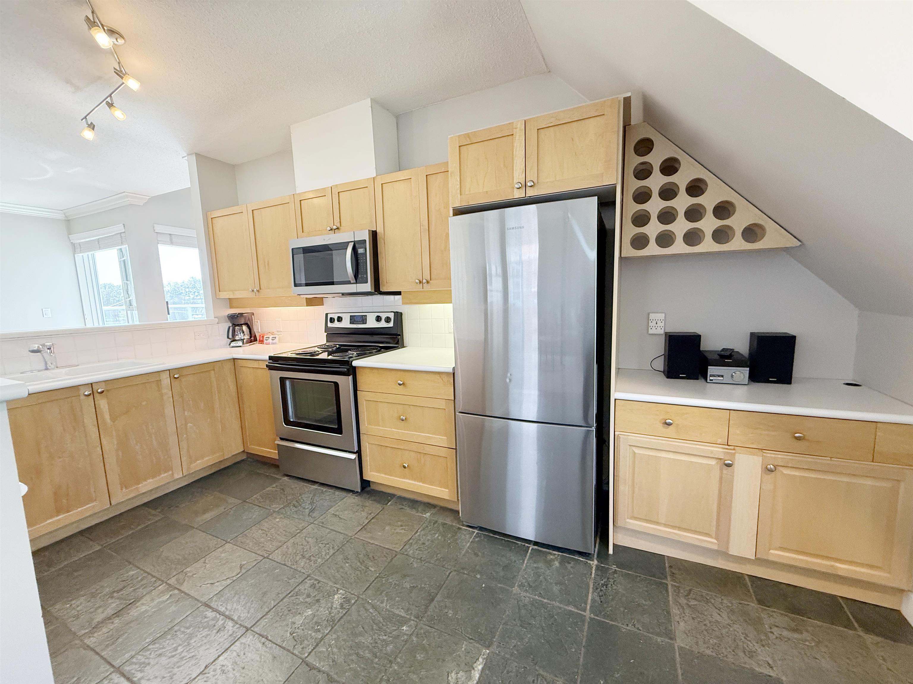 403 1990 E Kent Avenue - MLS&reg; # R3139835