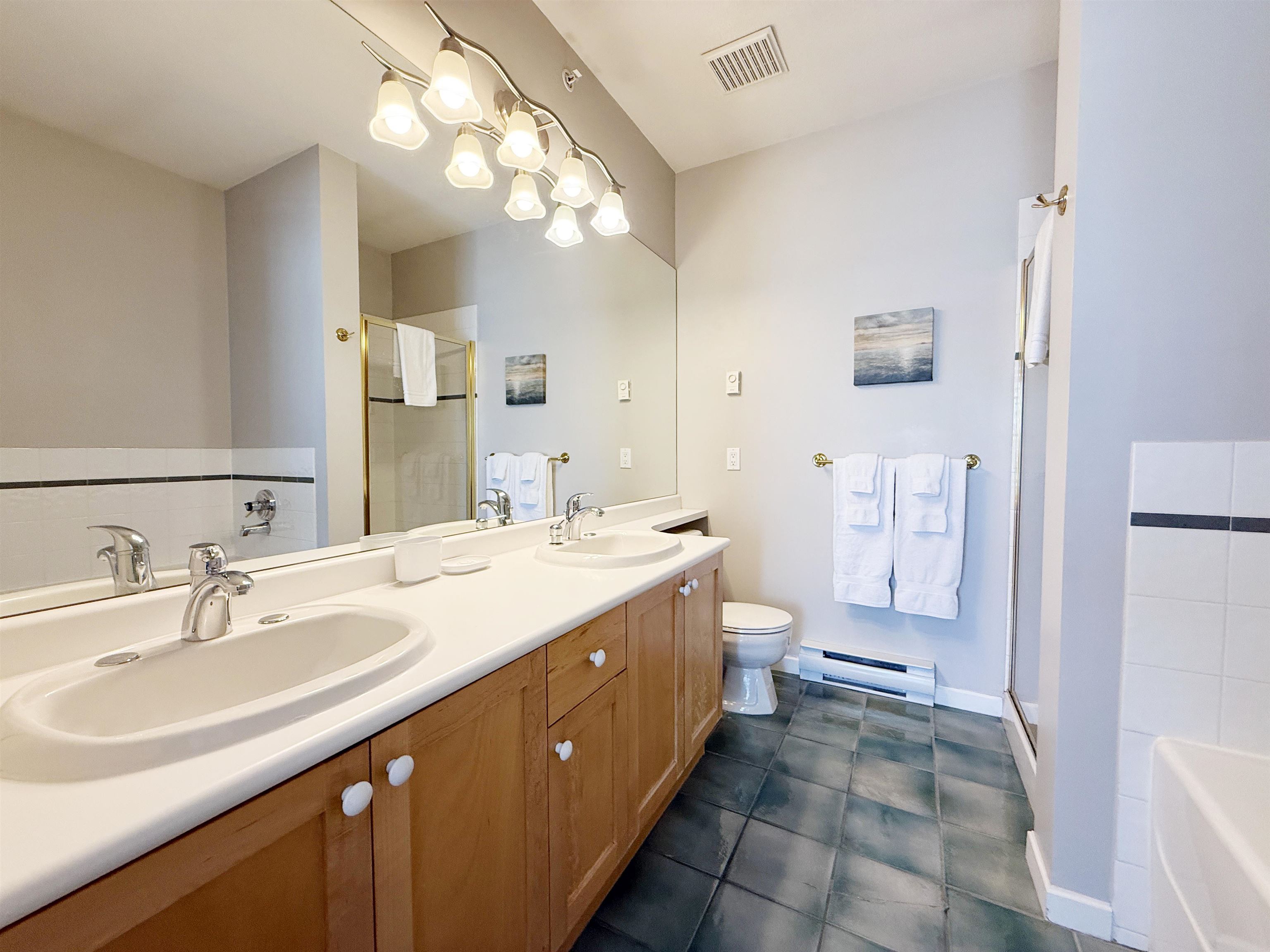403 1990 E Kent Avenue - MLS&reg; # R3139835