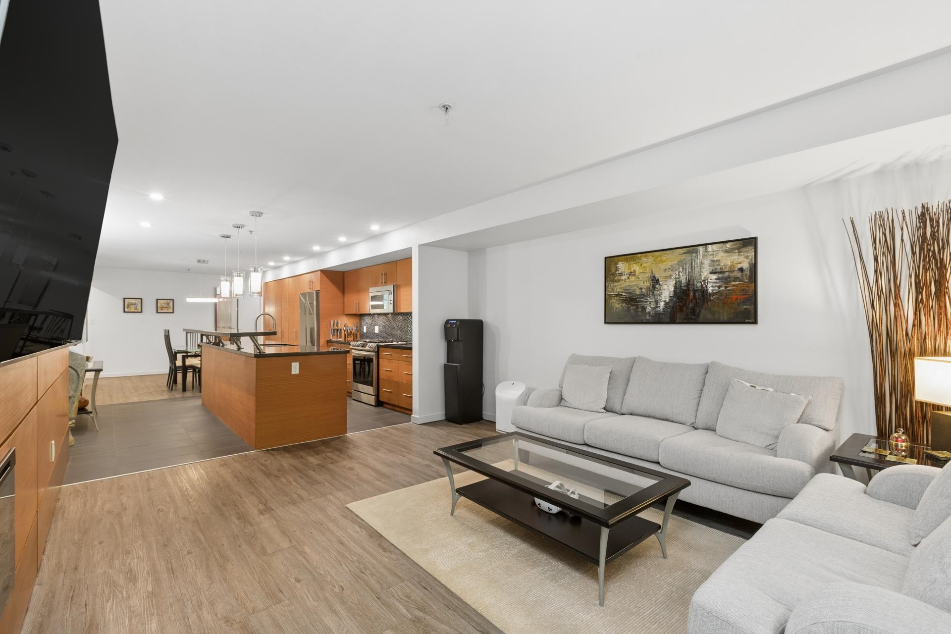 102 2832 Capilano Road - MLS&reg; # R3140082