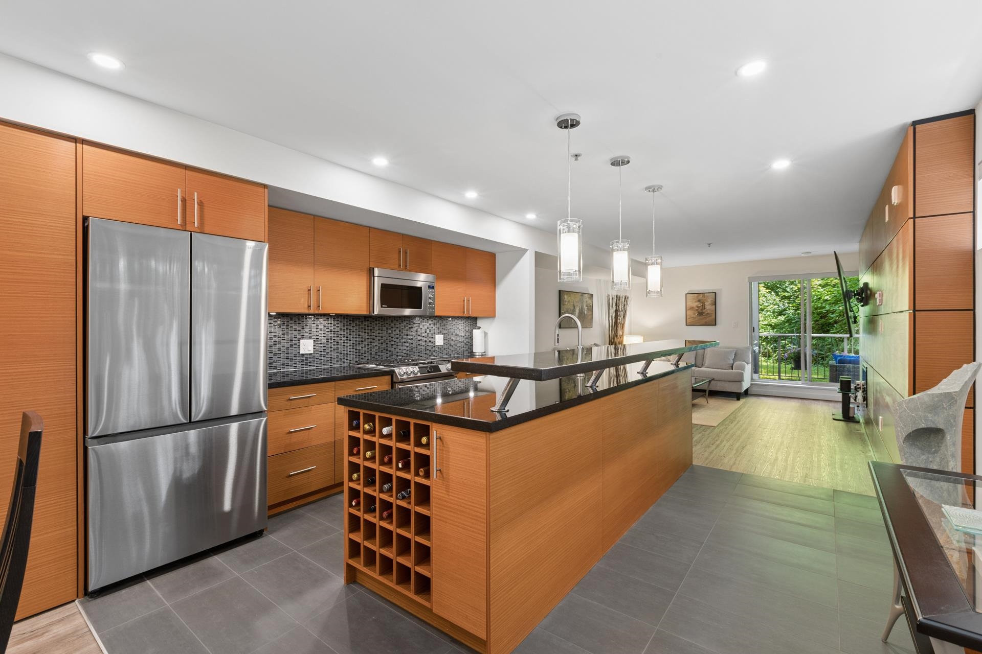 102 2832 Capilano Road - MLS&reg; # R3140082