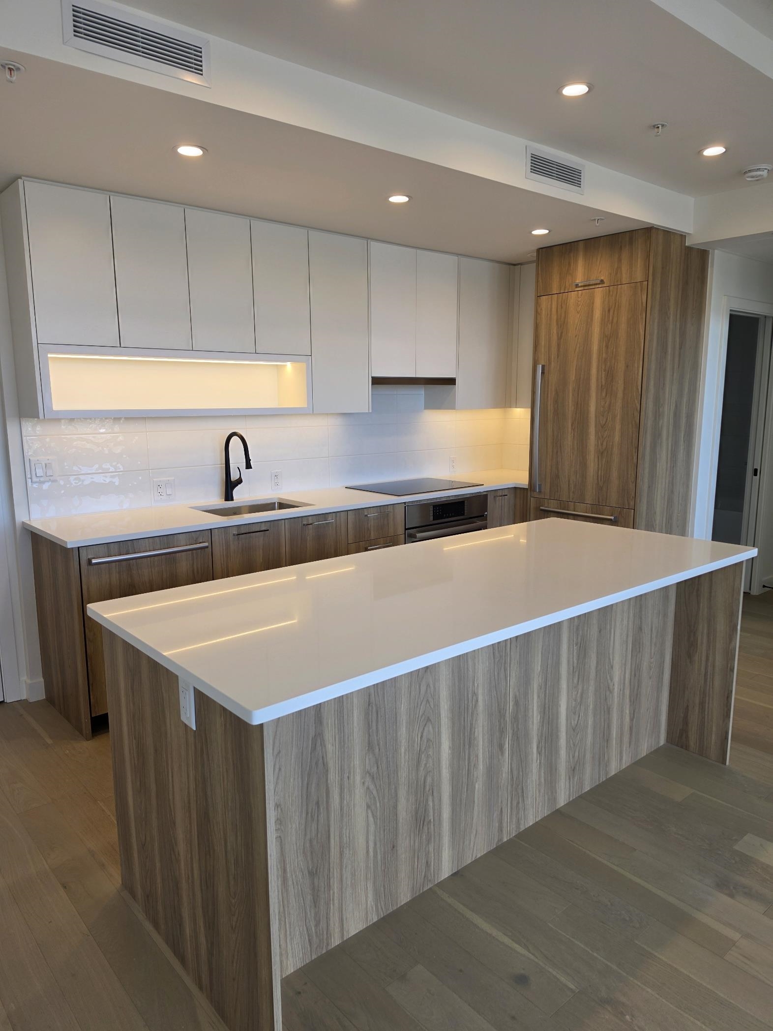 504 8398 Oak Street - MLS&reg; # R3140303