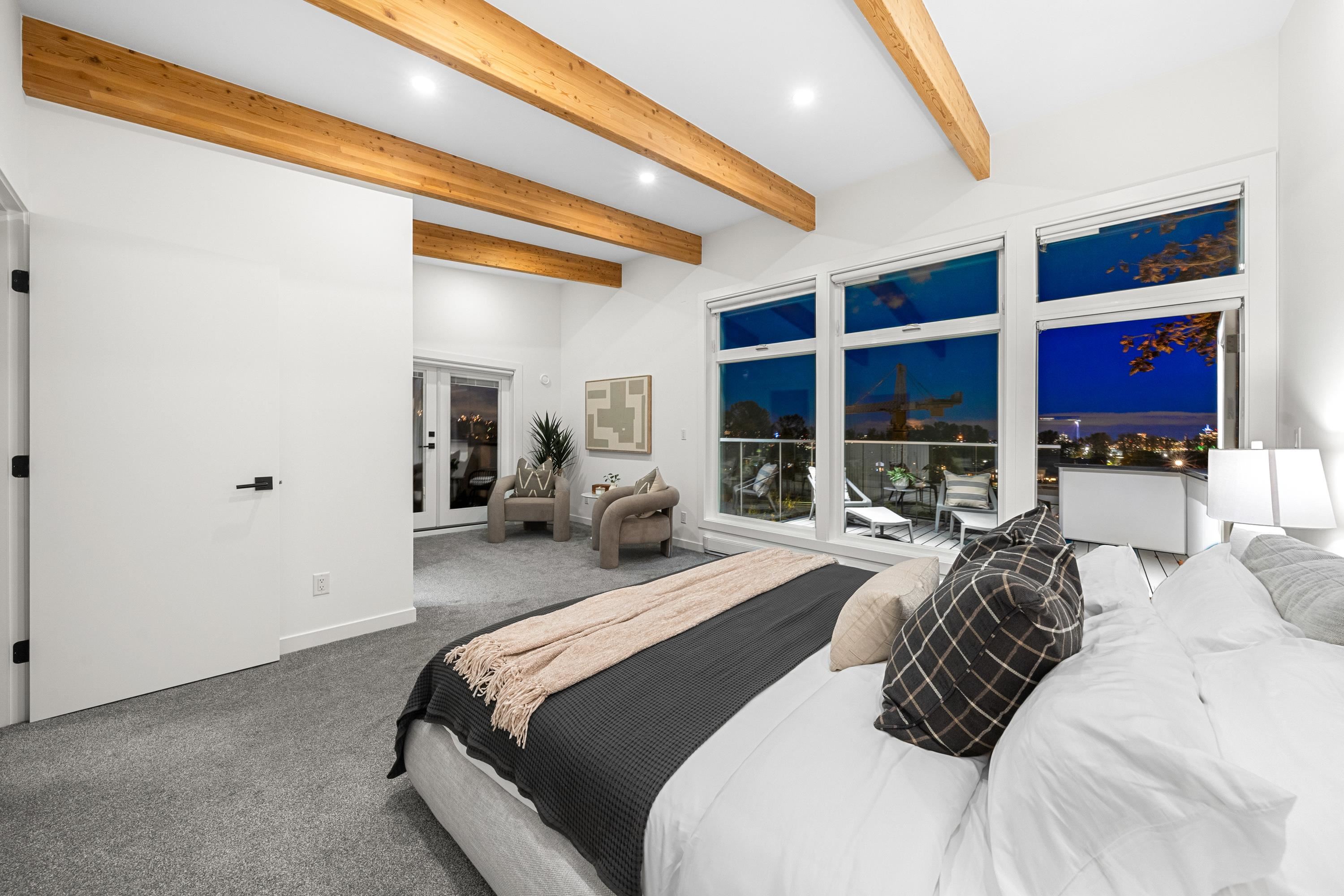  1140 17 Street - MLS&reg; # R3140844