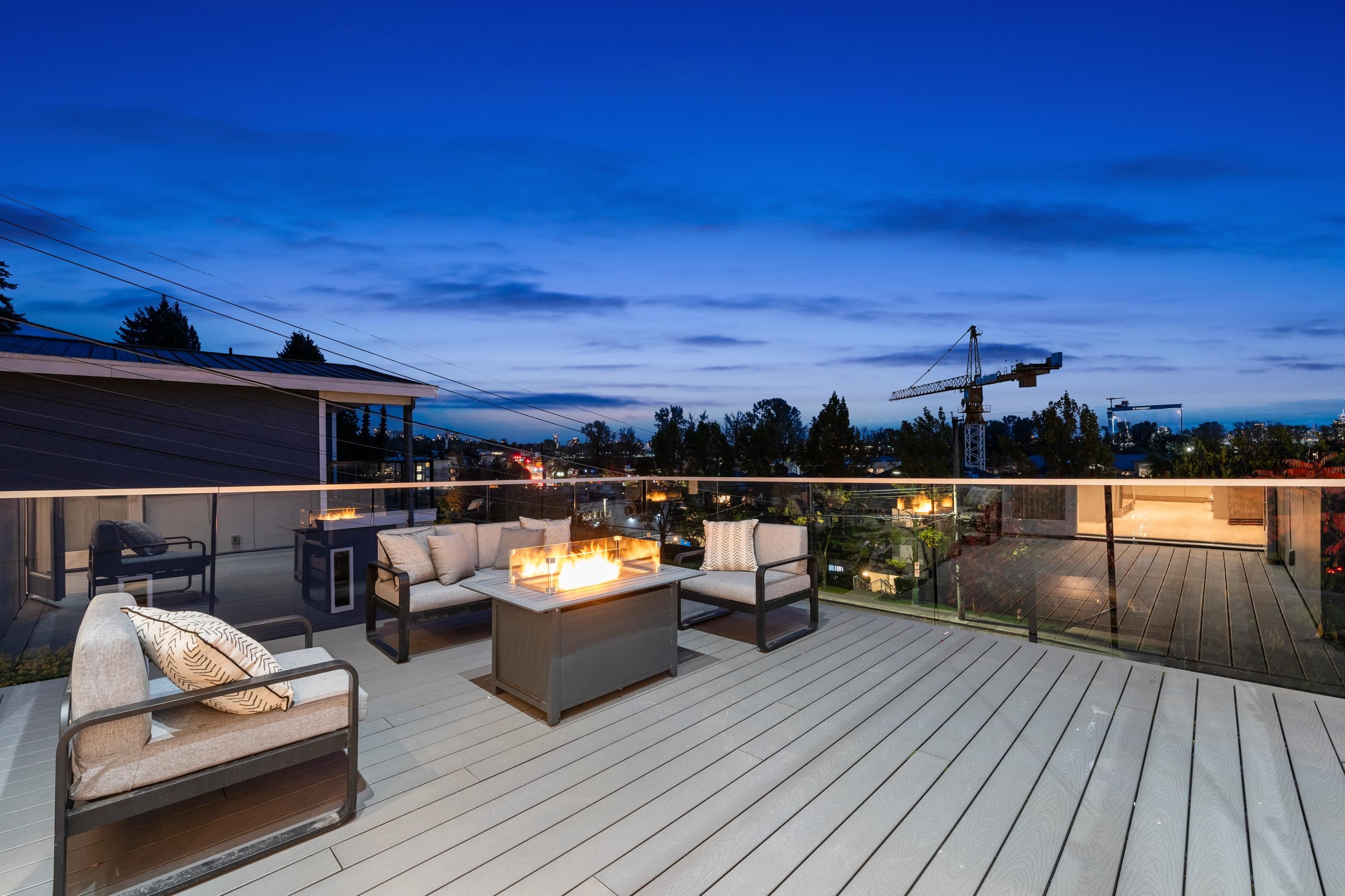  1140 17 Street - MLS&reg; # R3140844