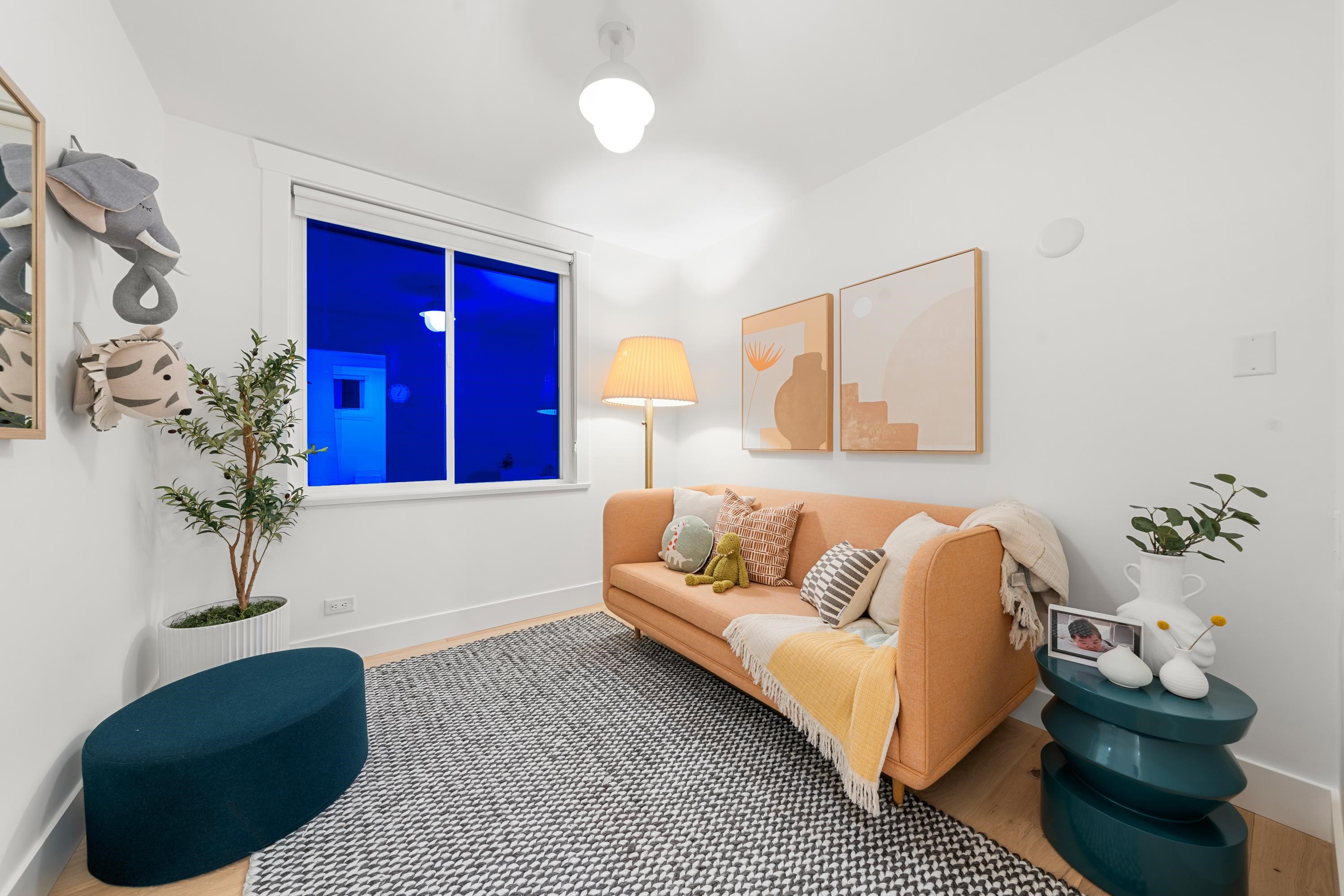  1140 17 Street - MLS&reg; # R3140844