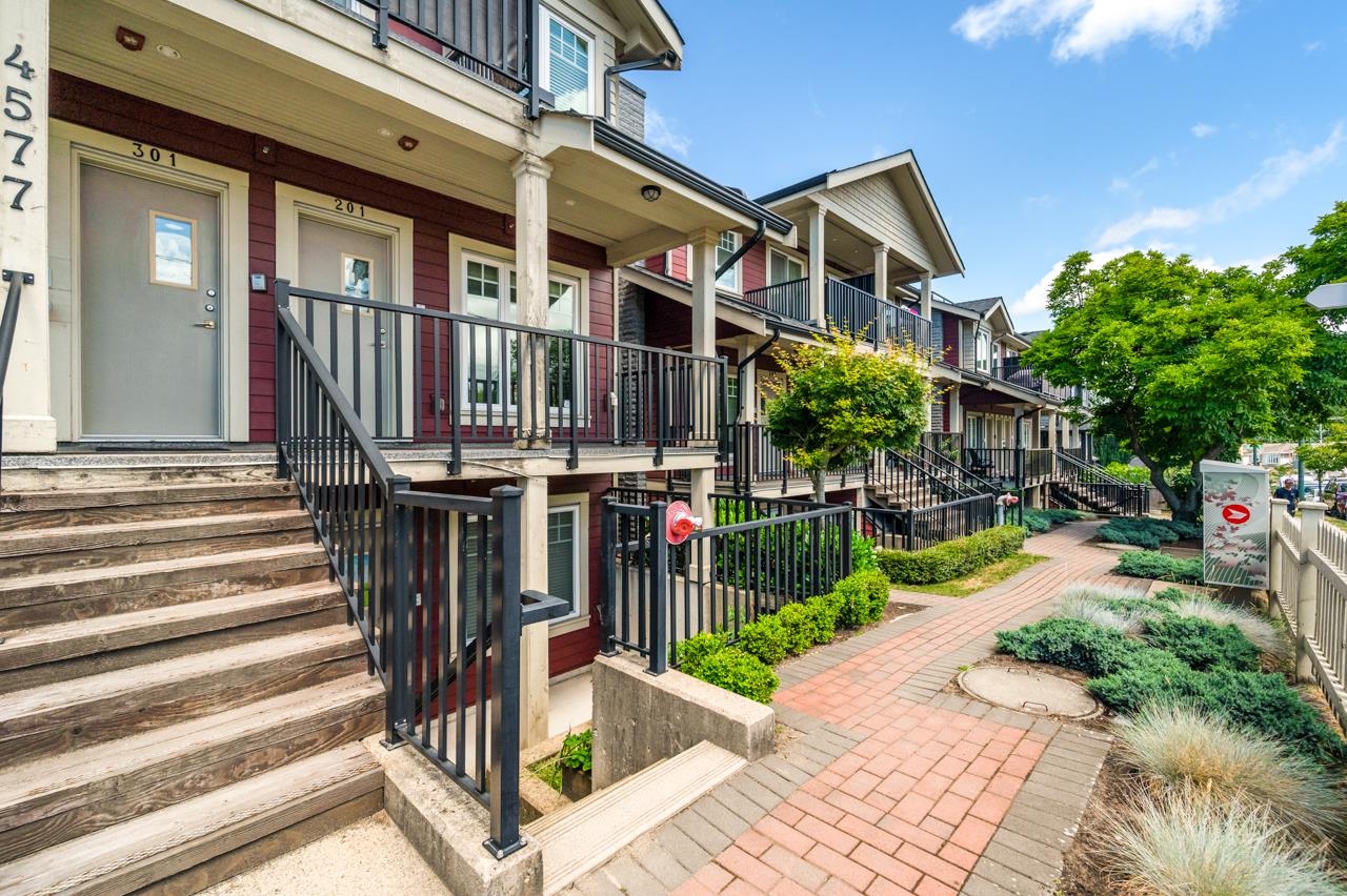 201 4577 Slocan Street - MLS&reg; # R3141011