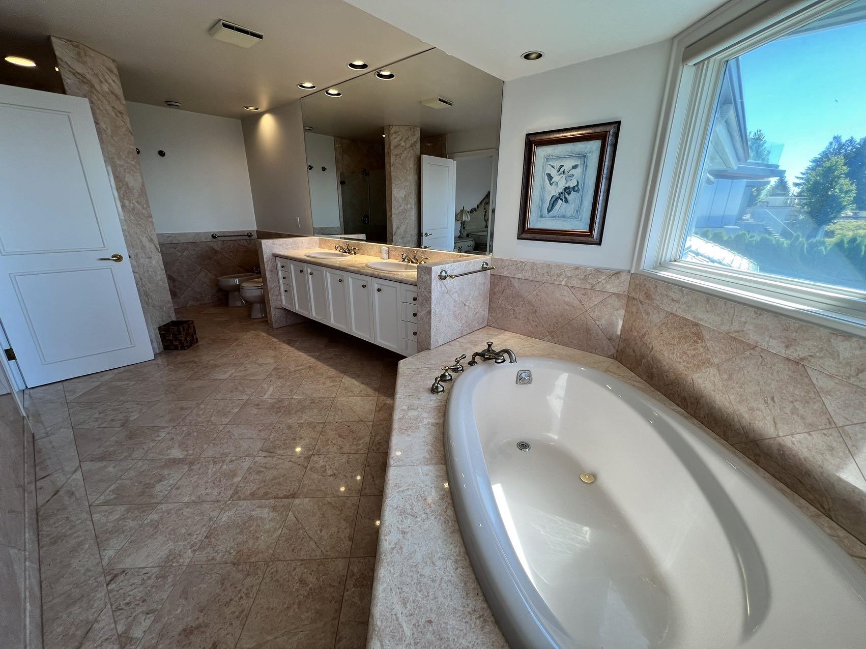  1538 Chippendale Court - MLS&reg; # R3141031