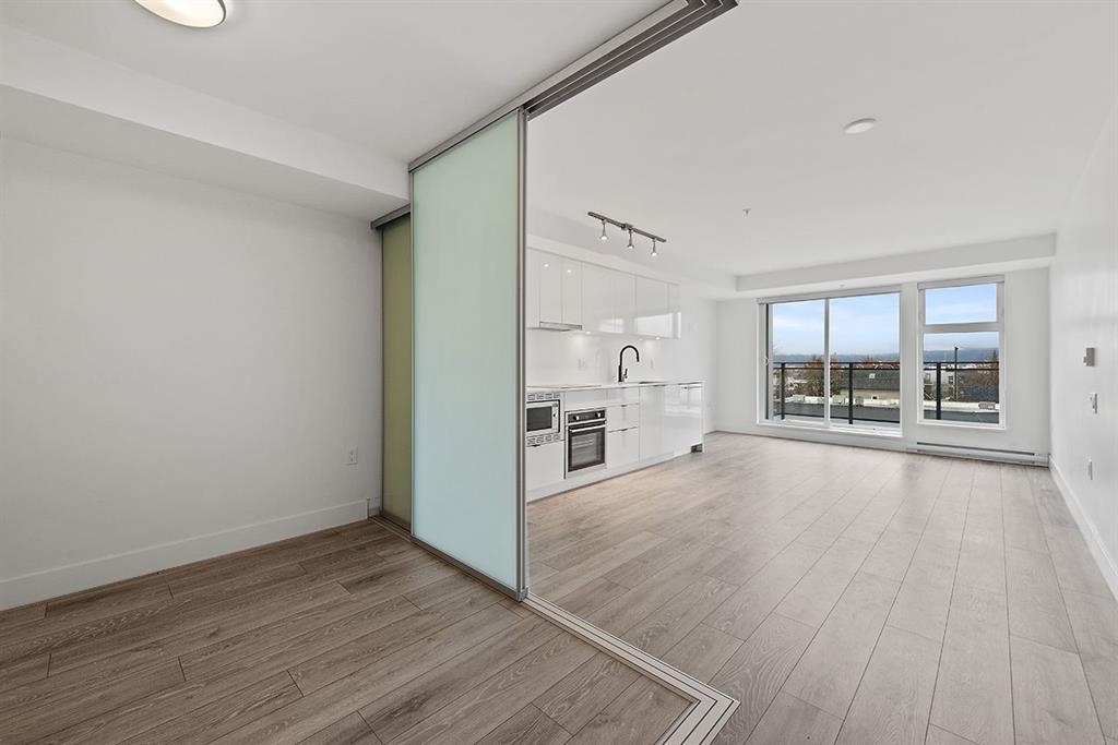 310 630 Broadway Street - MLS&reg; # R3141379