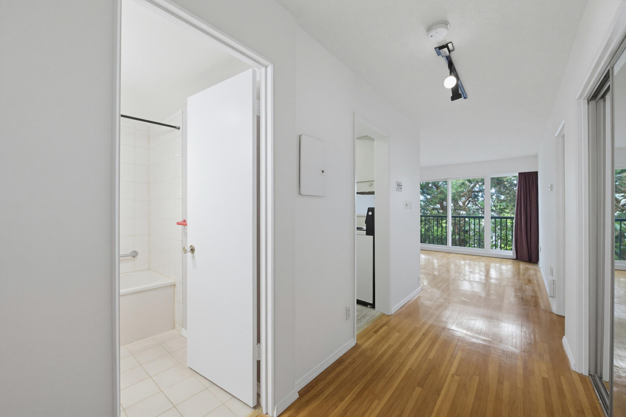 301 2125 2nd Avenue - MLS&reg; # R3141482