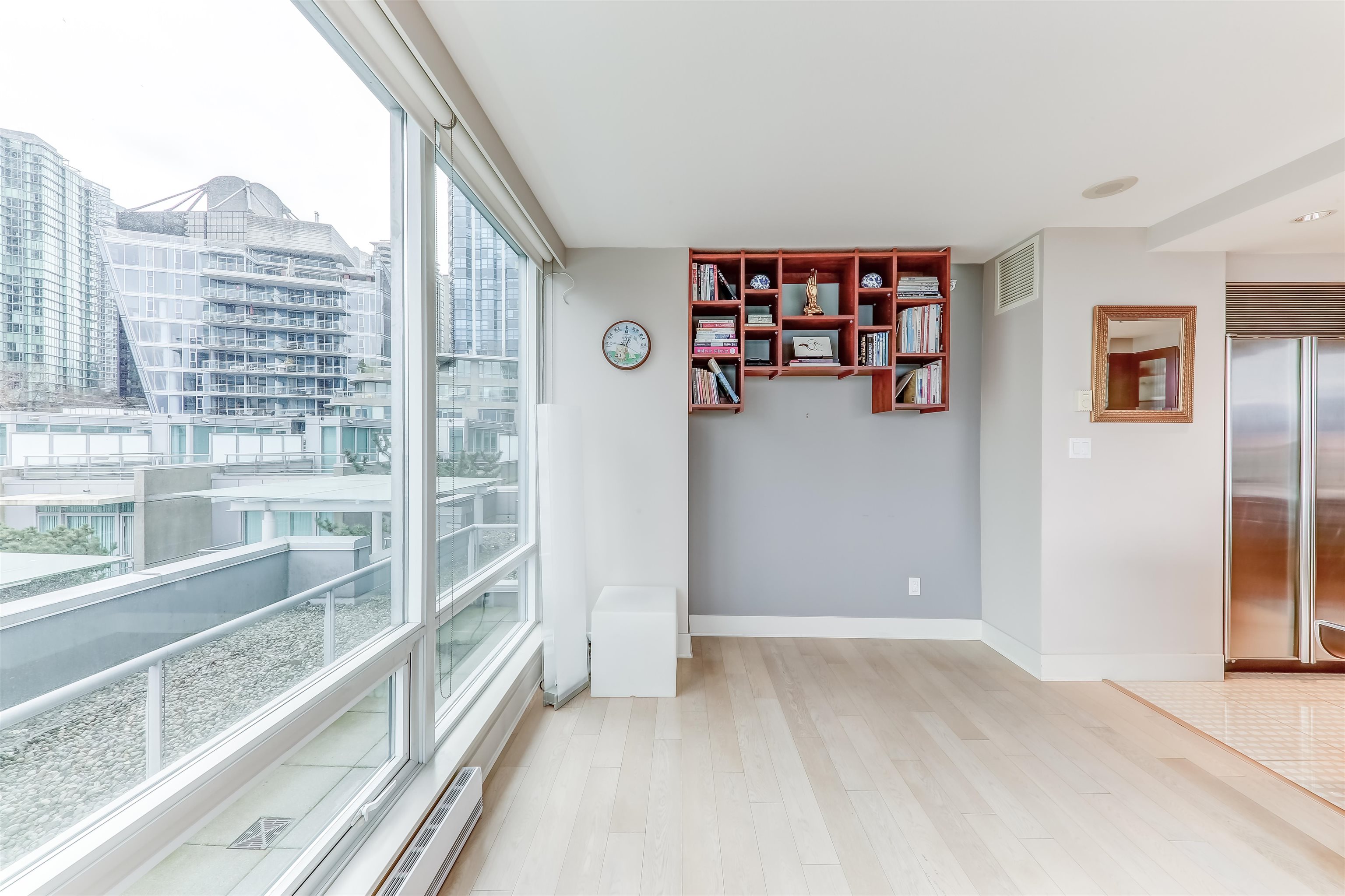 402 590 Nicola Street - MLS&reg; # R3141596