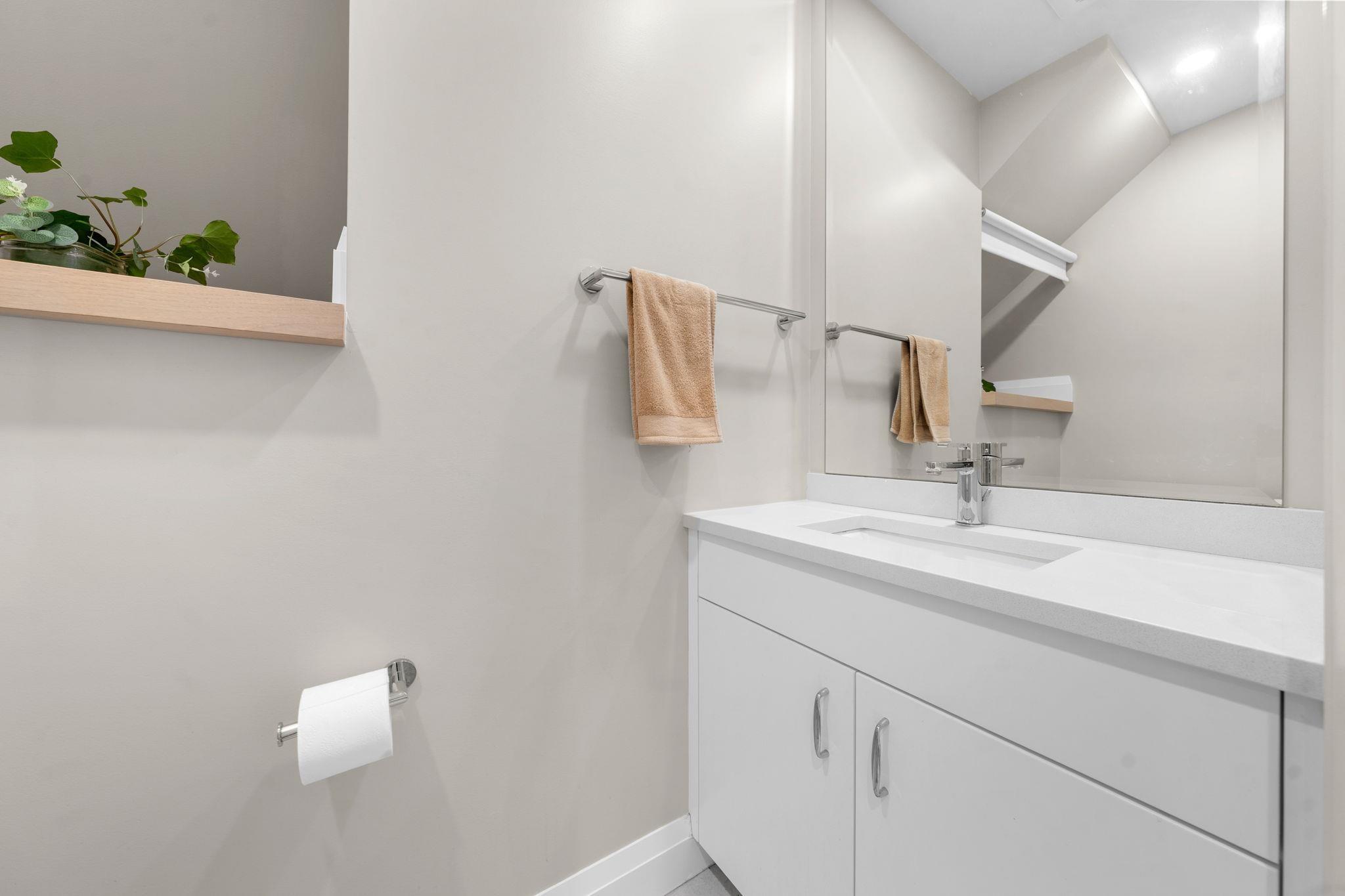  1776 Medwin Place - MLS&reg; # R3141718