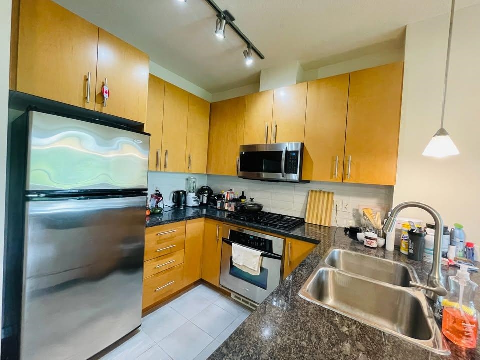  3551 Foster Avenue - MLS&reg; # R3141822