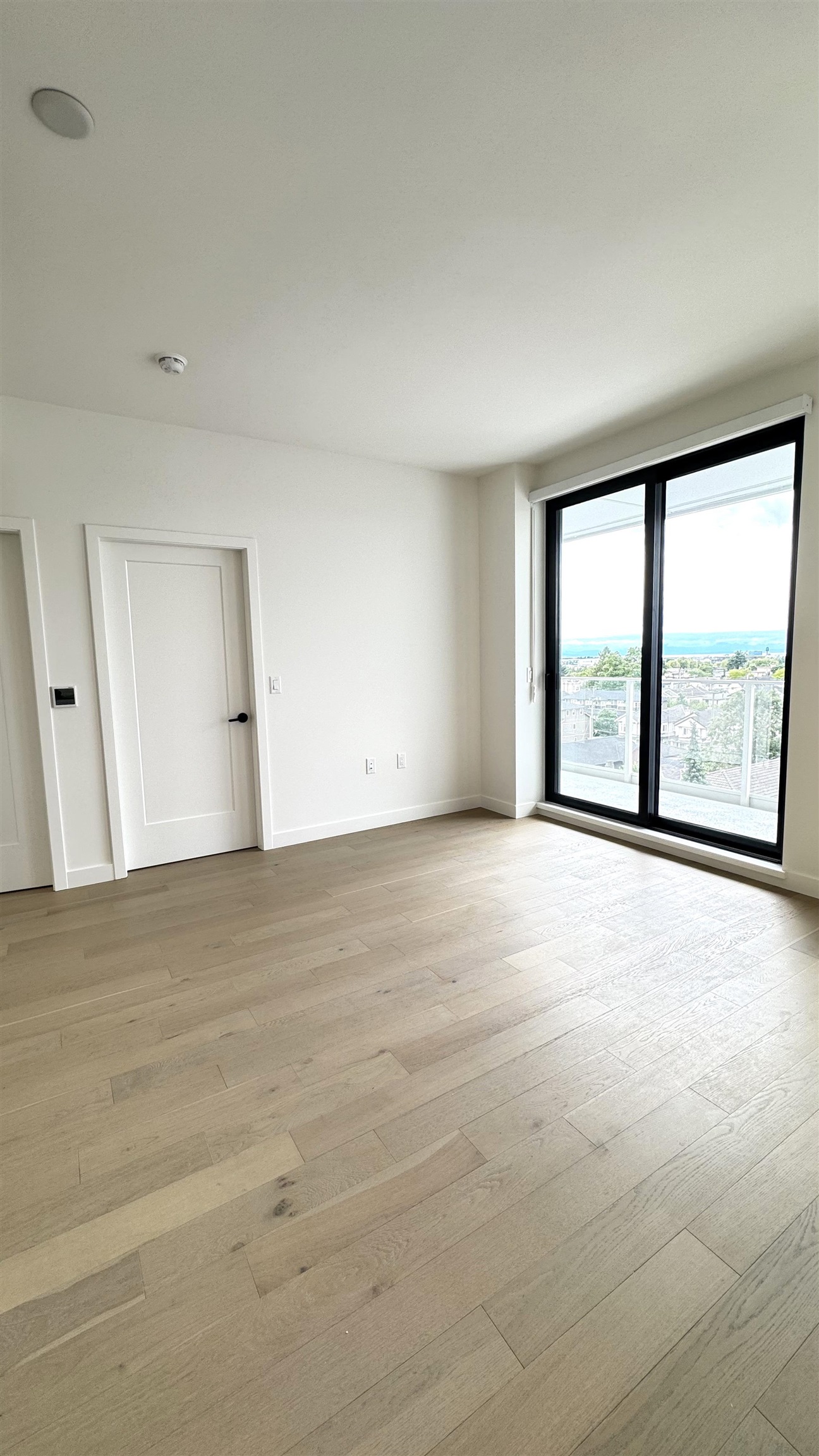 604 8398 Oak Street - MLS&reg; # R3141863
