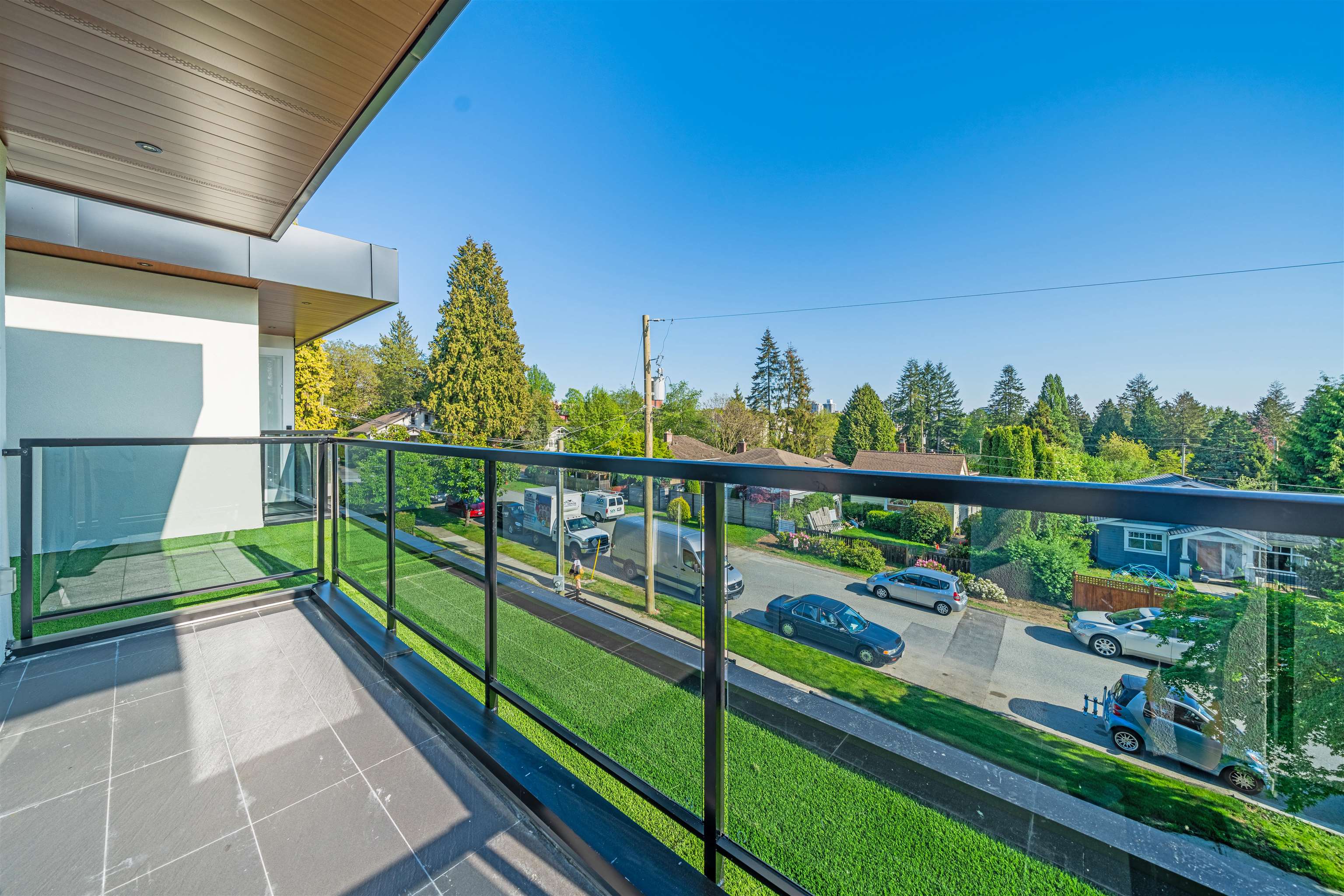  214 24th Street - MLS&reg; # R3142141